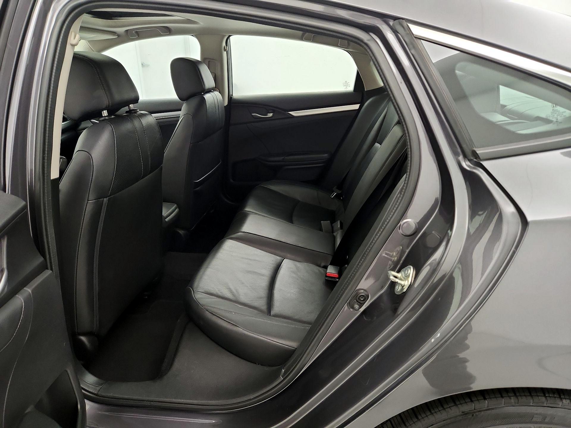 Thumbnail: 2016 Honda Civic - 20