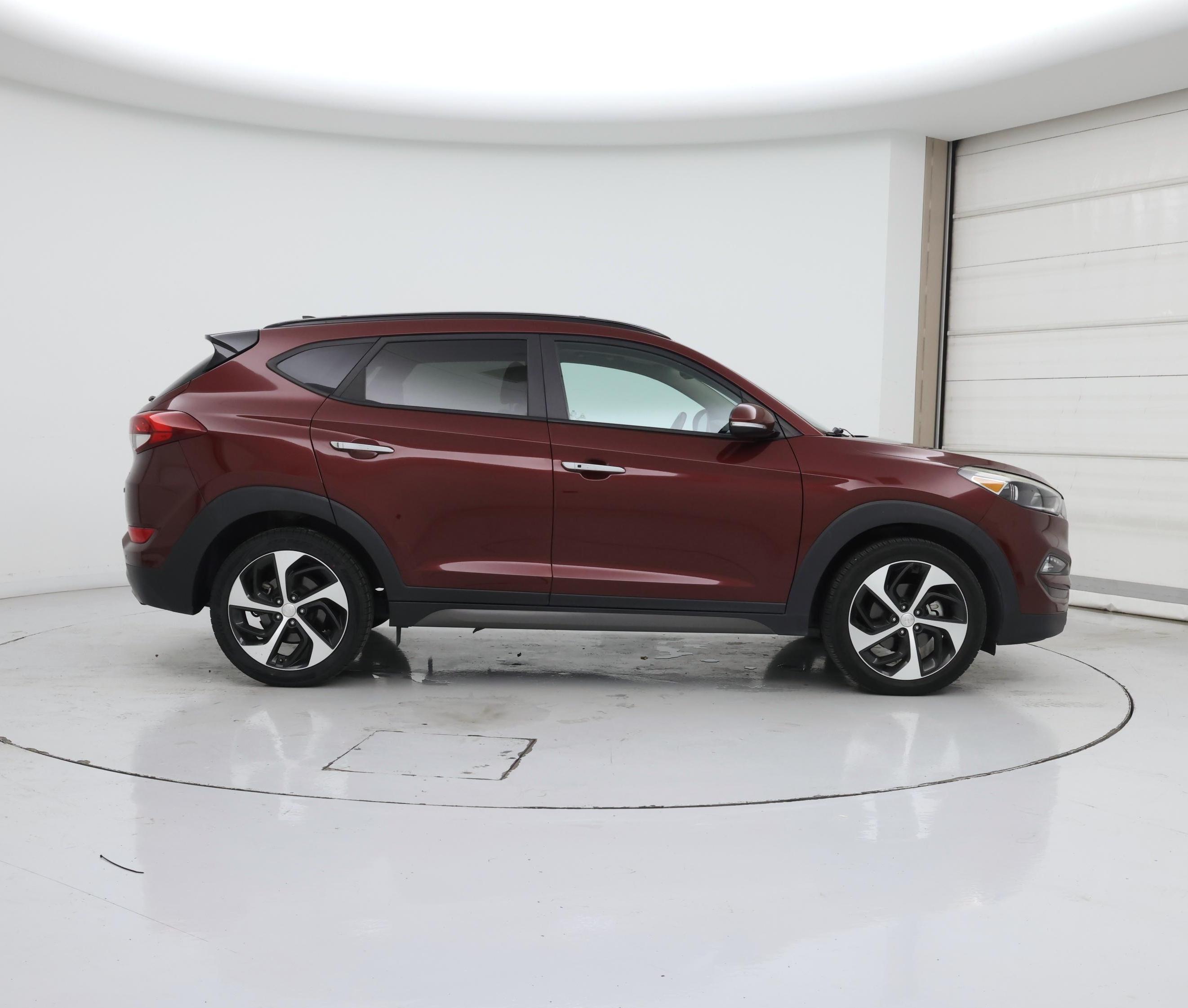 Thumbnail: 2016 Hyundai Tucson - 7