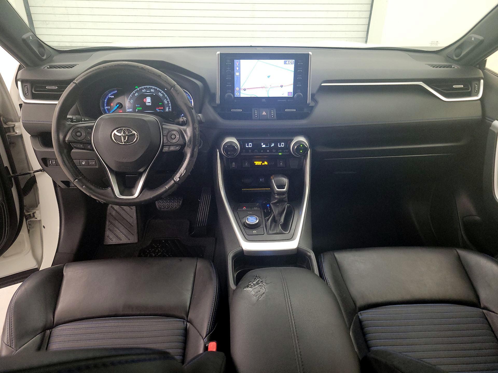 Thumbnail: 2019 Toyota RAV4 - 9