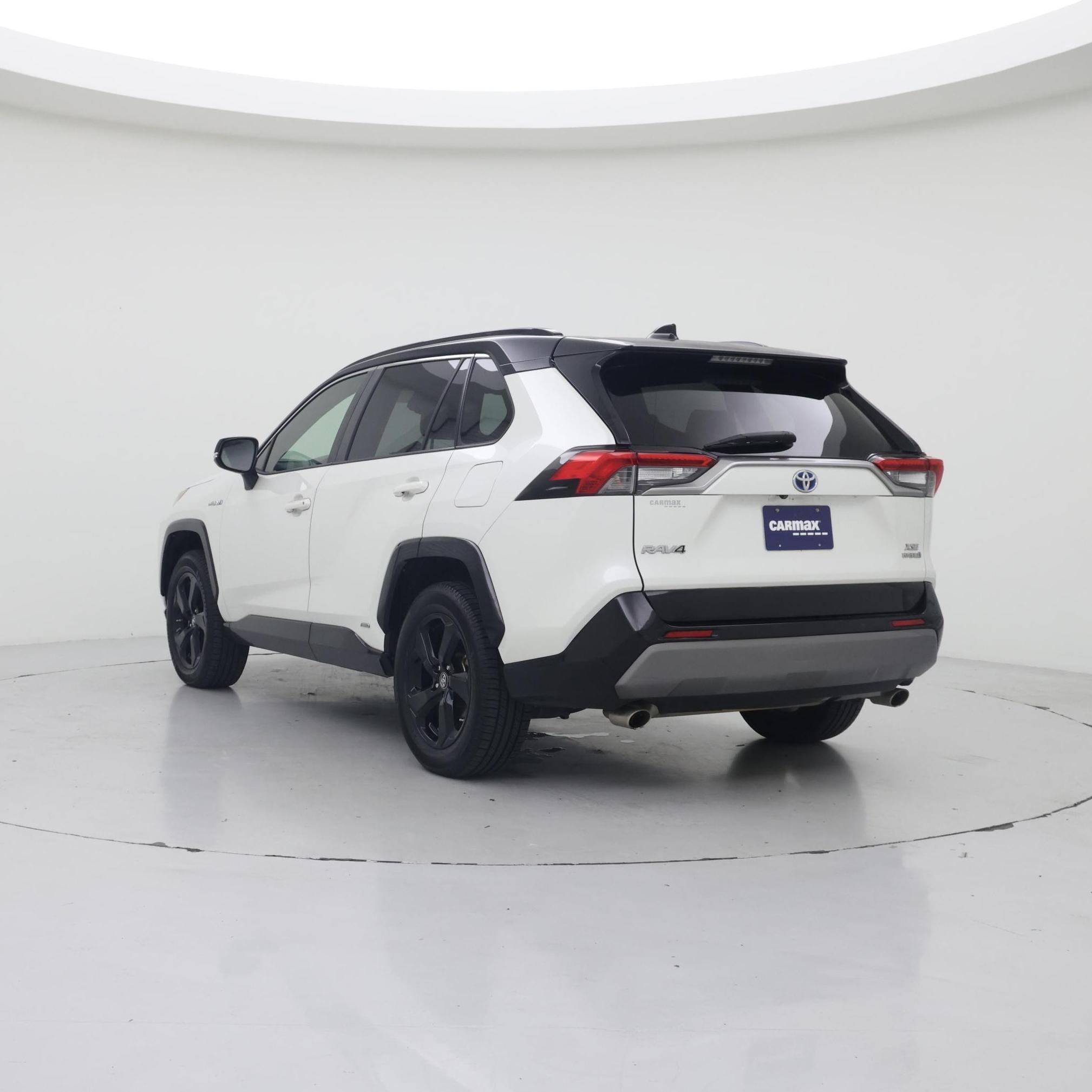Thumbnail: 2019 Toyota RAV4 - 2