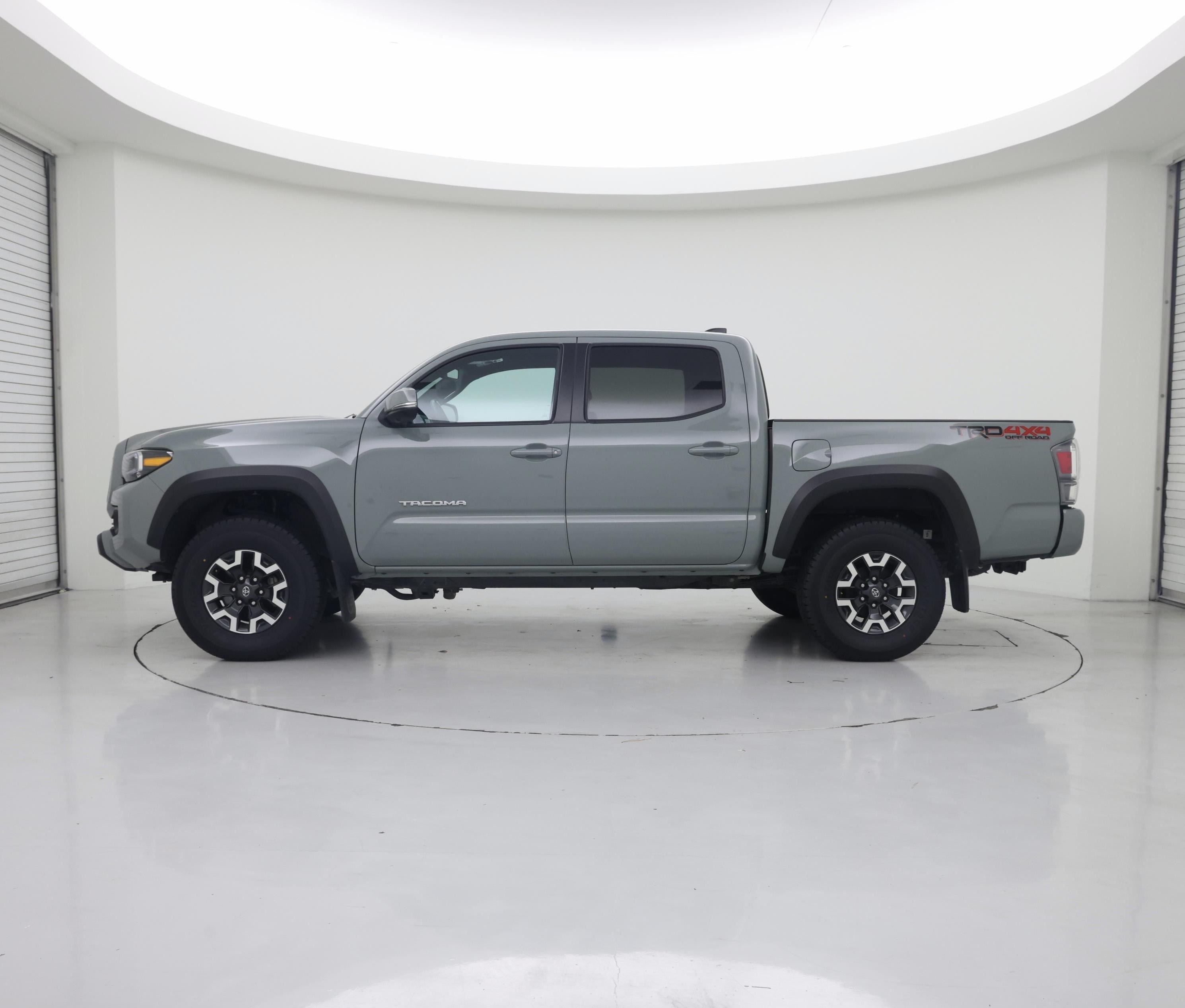 Thumbnail: 2023 Toyota Tacoma - 3