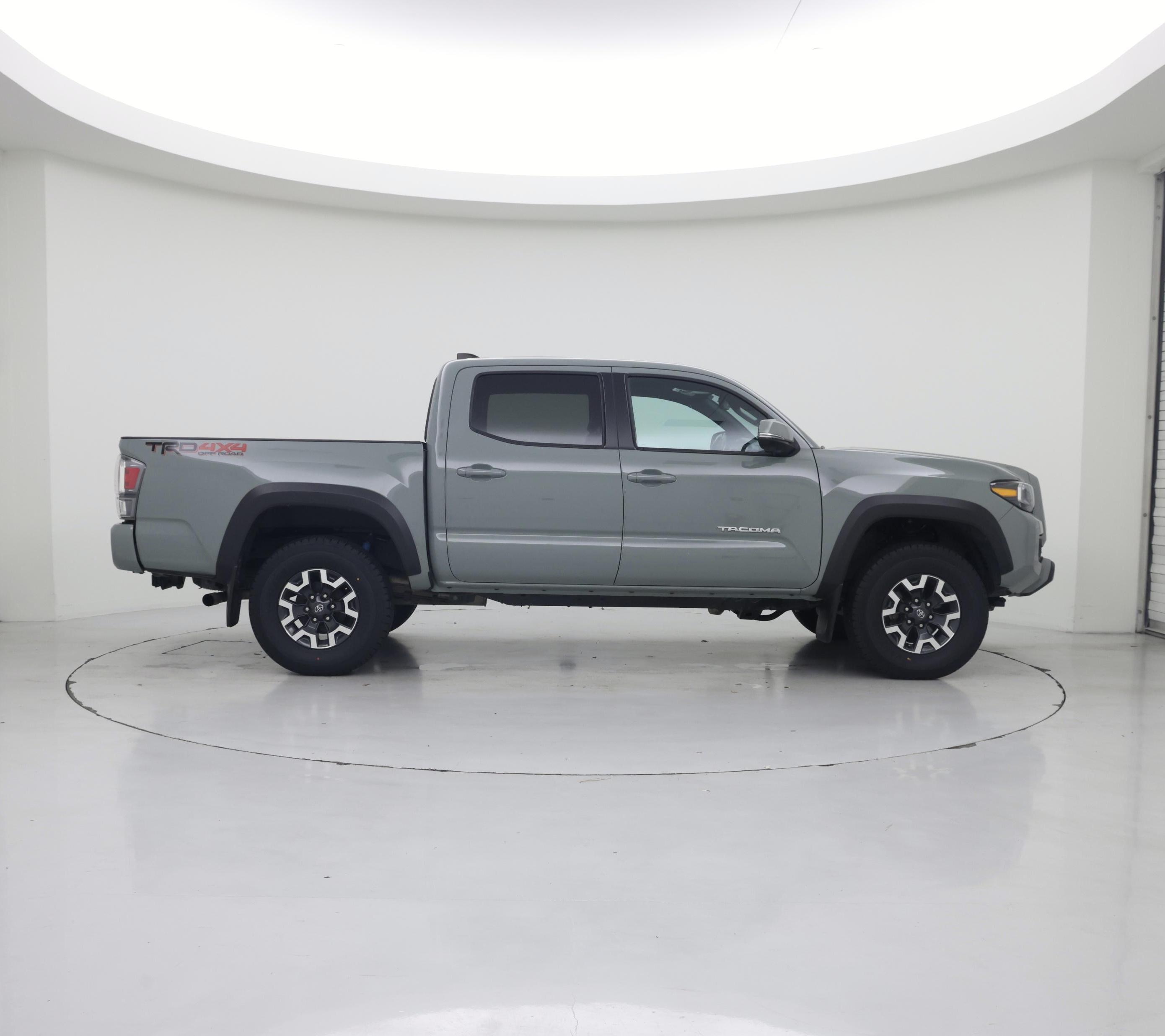 Thumbnail: 2023 Toyota Tacoma - 7