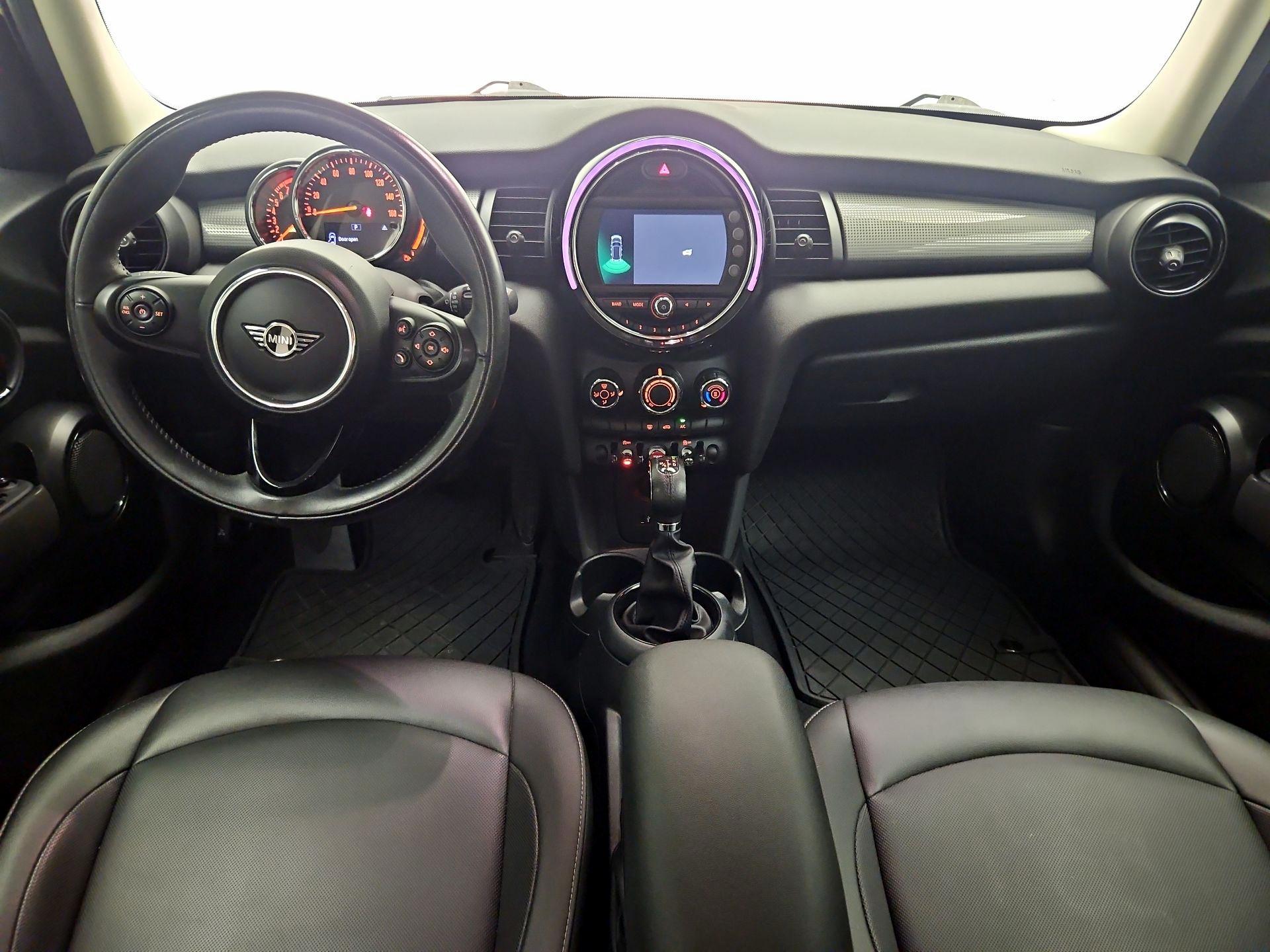 Thumbnail: 2019 MINI Cooper Hardtop - 9