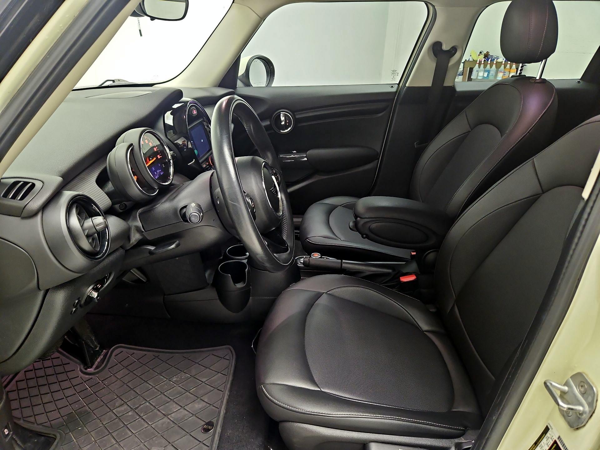 Thumbnail: 2019 MINI Cooper Hardtop - 11