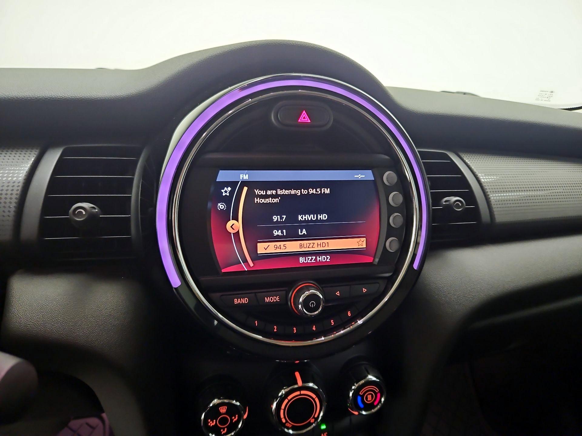 Thumbnail: 2019 MINI Cooper Hardtop - 15