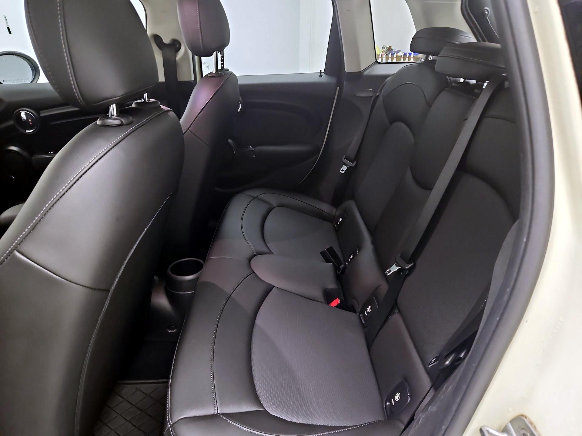 Thumbnail: 2019 MINI Cooper Hardtop - 19