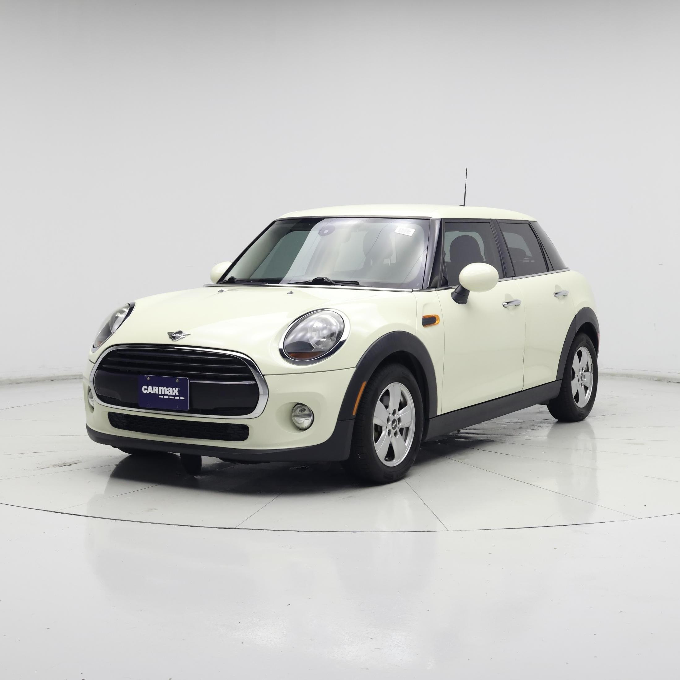 Thumbnail: 2019 MINI Cooper Hardtop - 4