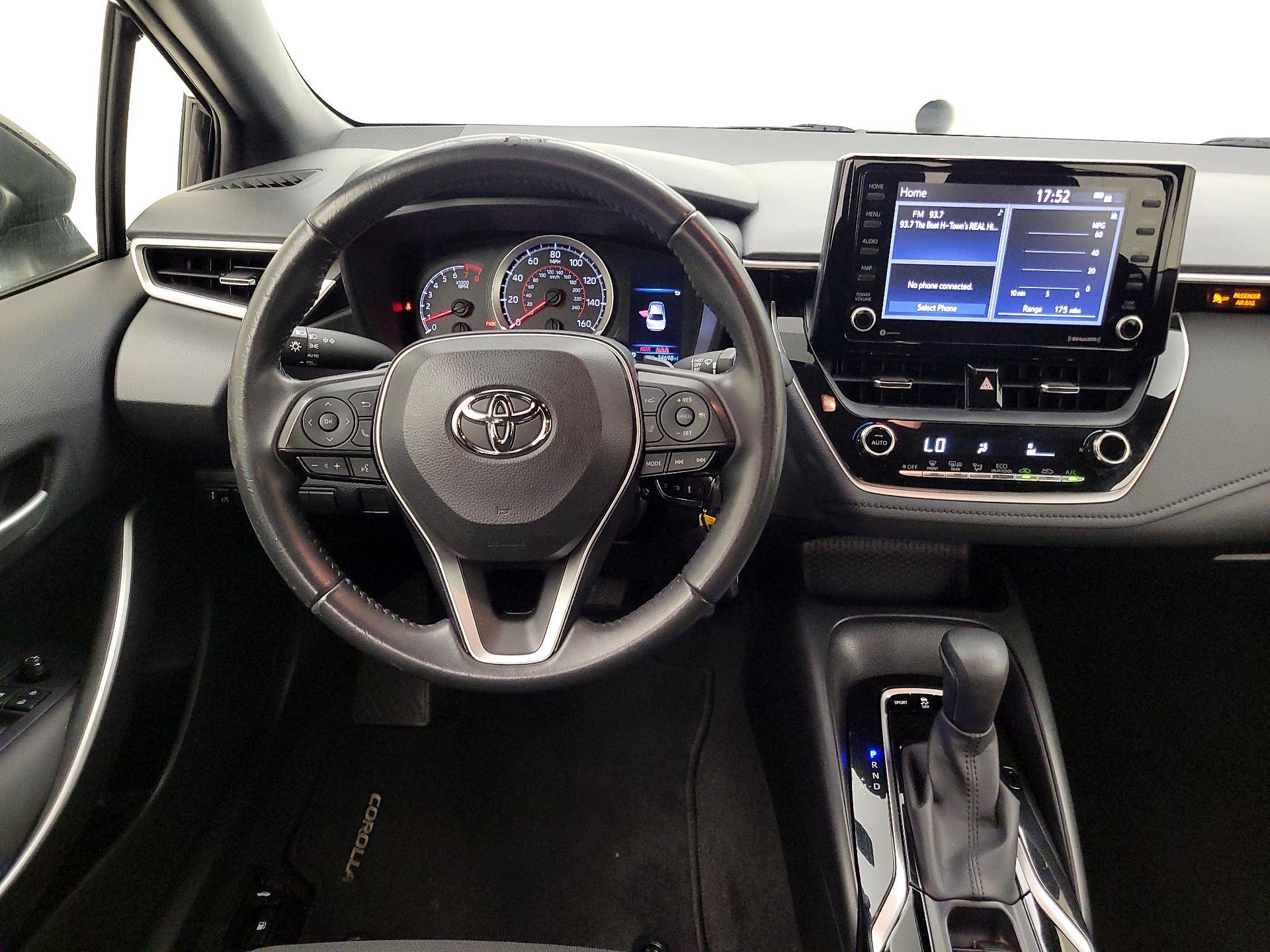 Thumbnail: 2022 Toyota Corolla - 10
