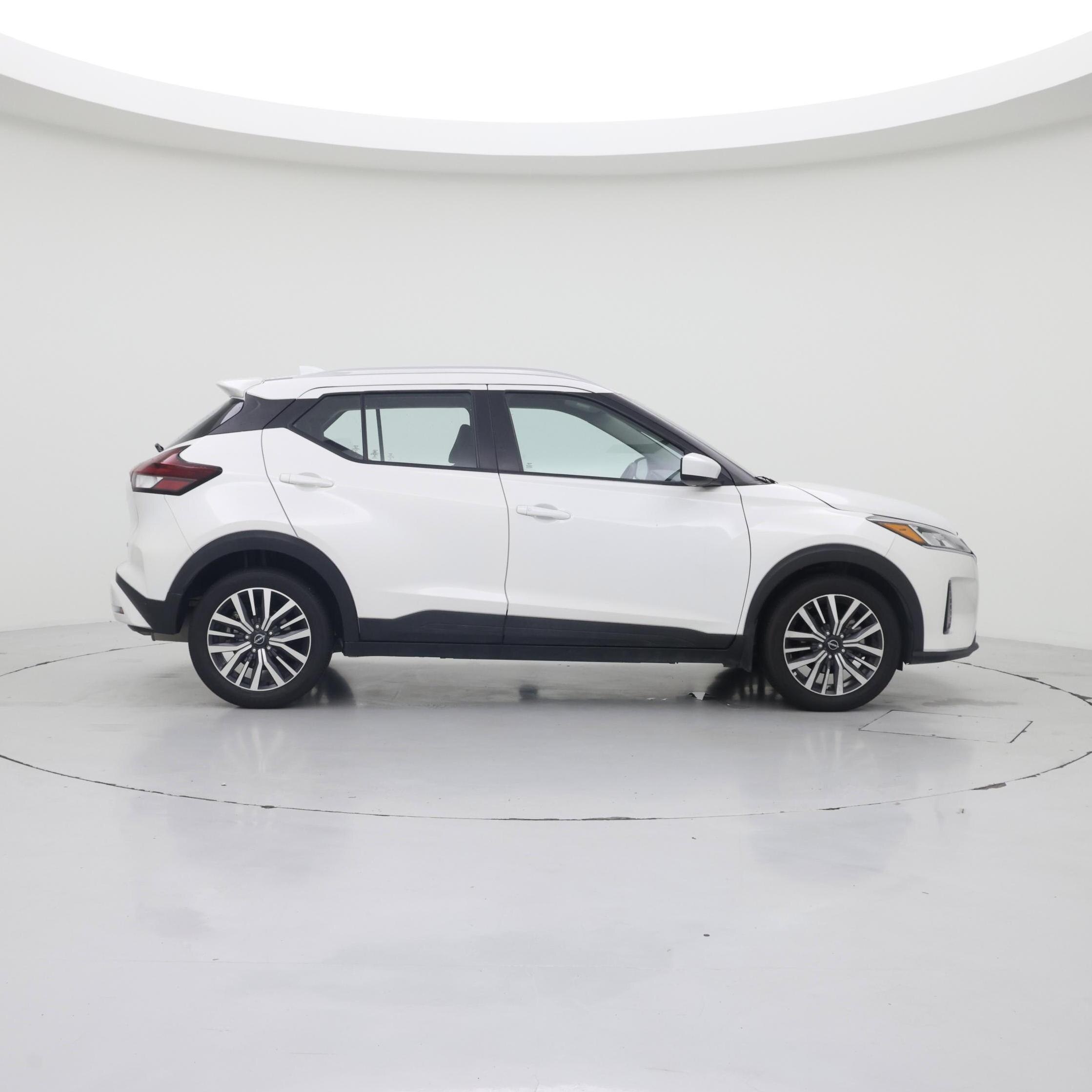 Thumbnail: 2022 Nissan Kicks - 7