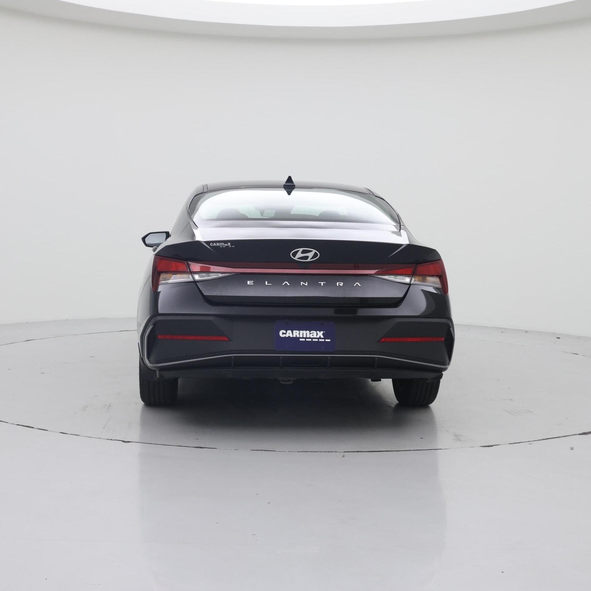Thumbnail: 2024 Hyundai Elantra - 6
