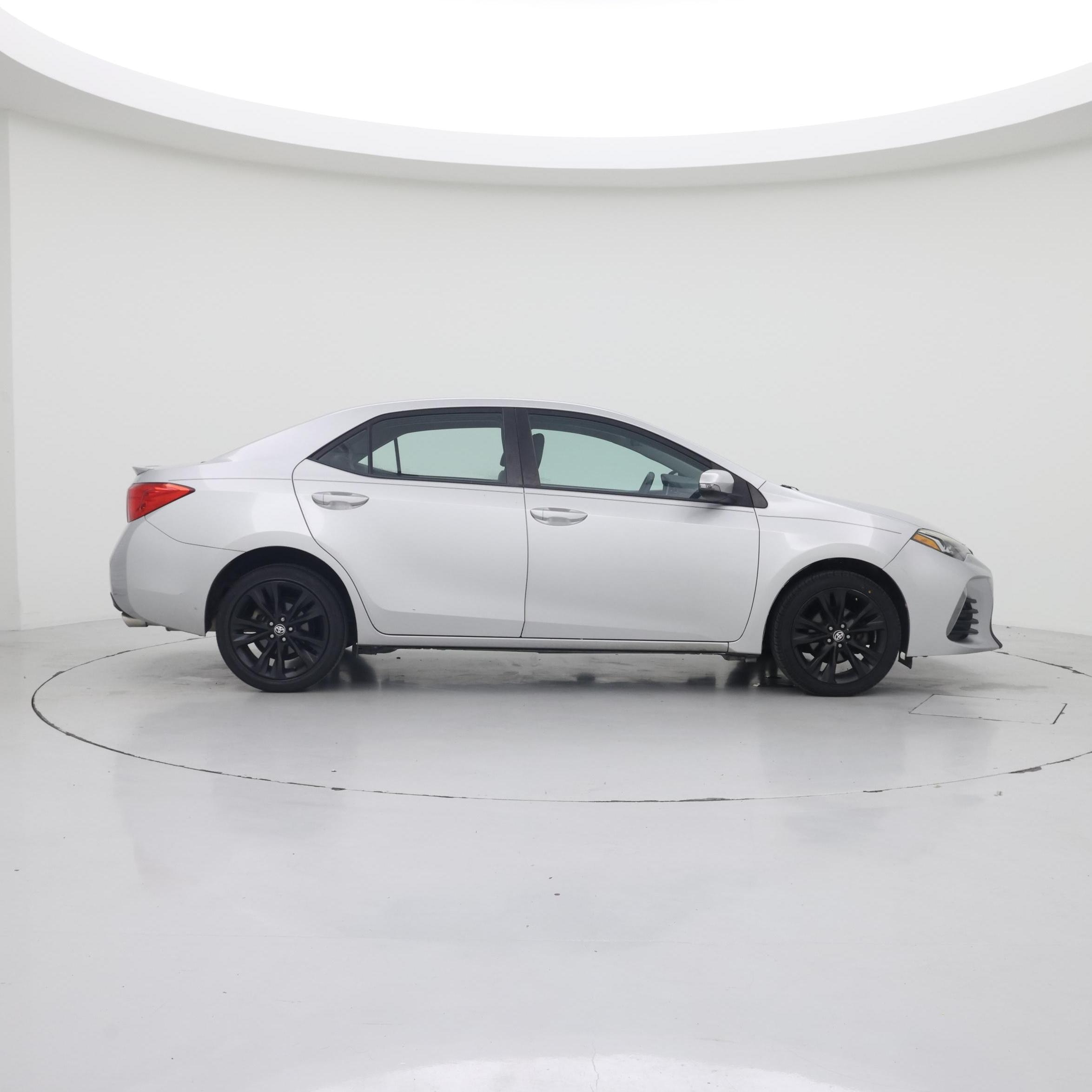 Thumbnail: 2017 Toyota Corolla - 7