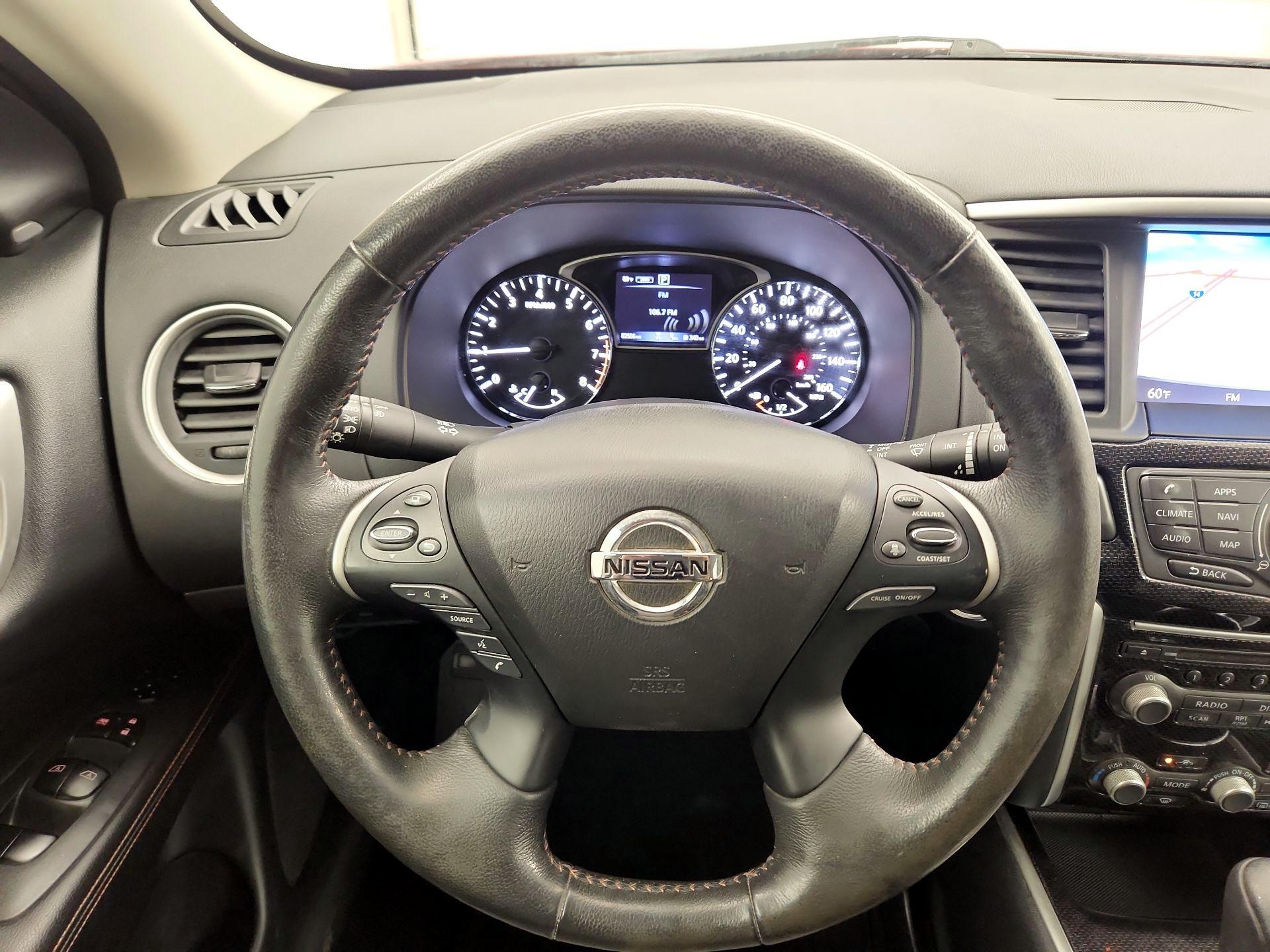 Thumbnail: 2019 Nissan Pathfinder - 10