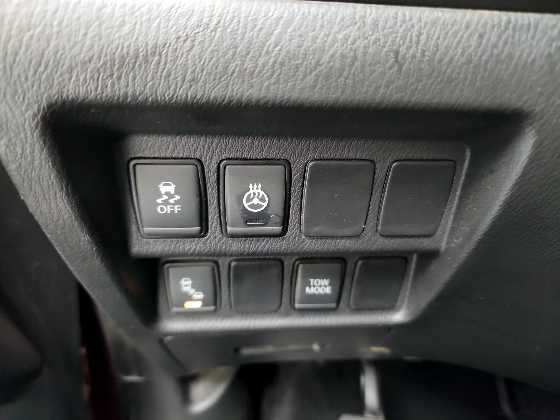 Thumbnail: 2019 Nissan Pathfinder - 13