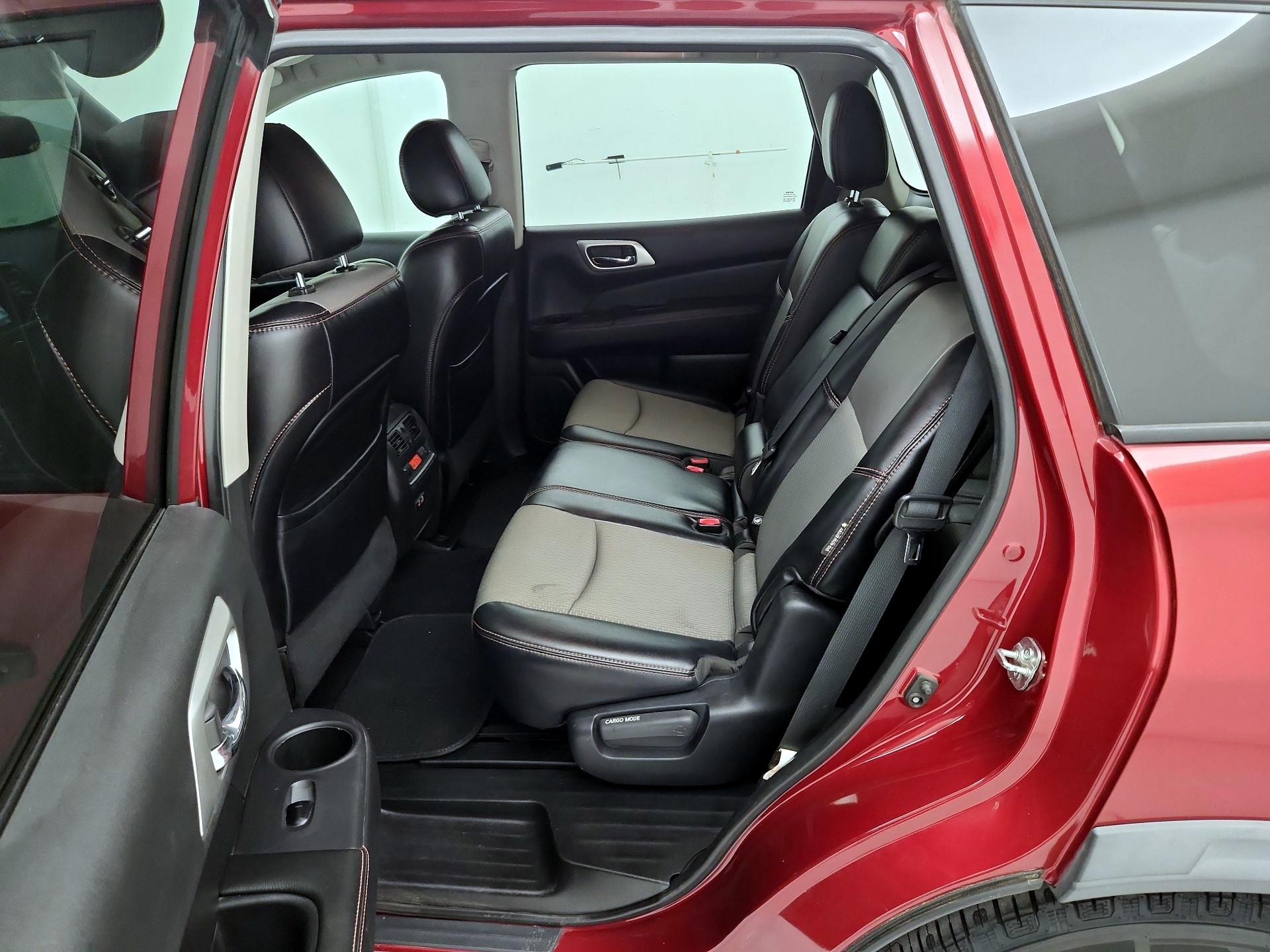 Thumbnail: 2019 Nissan Pathfinder - 20