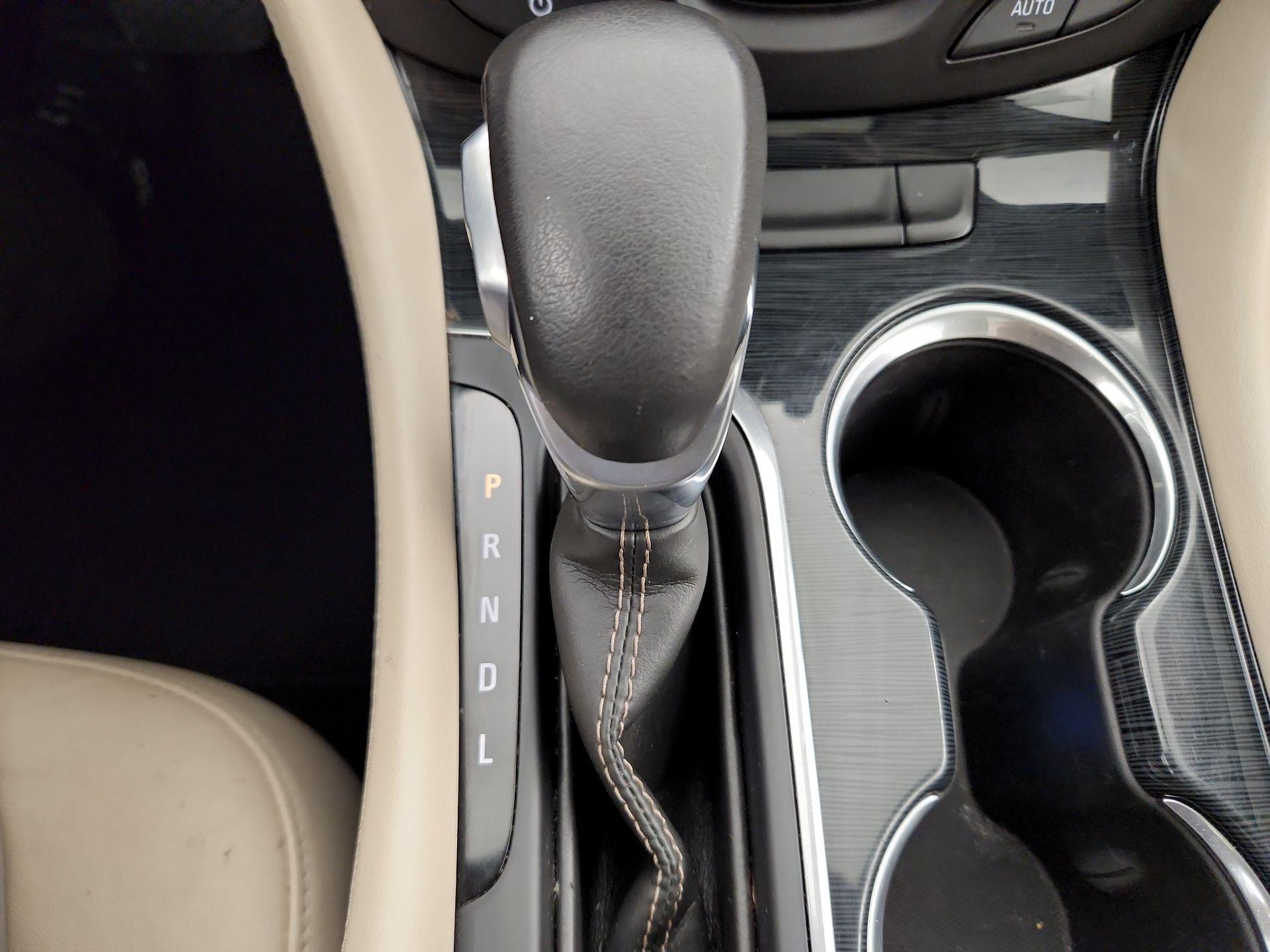 Thumbnail: 2017 Buick Envision - 17