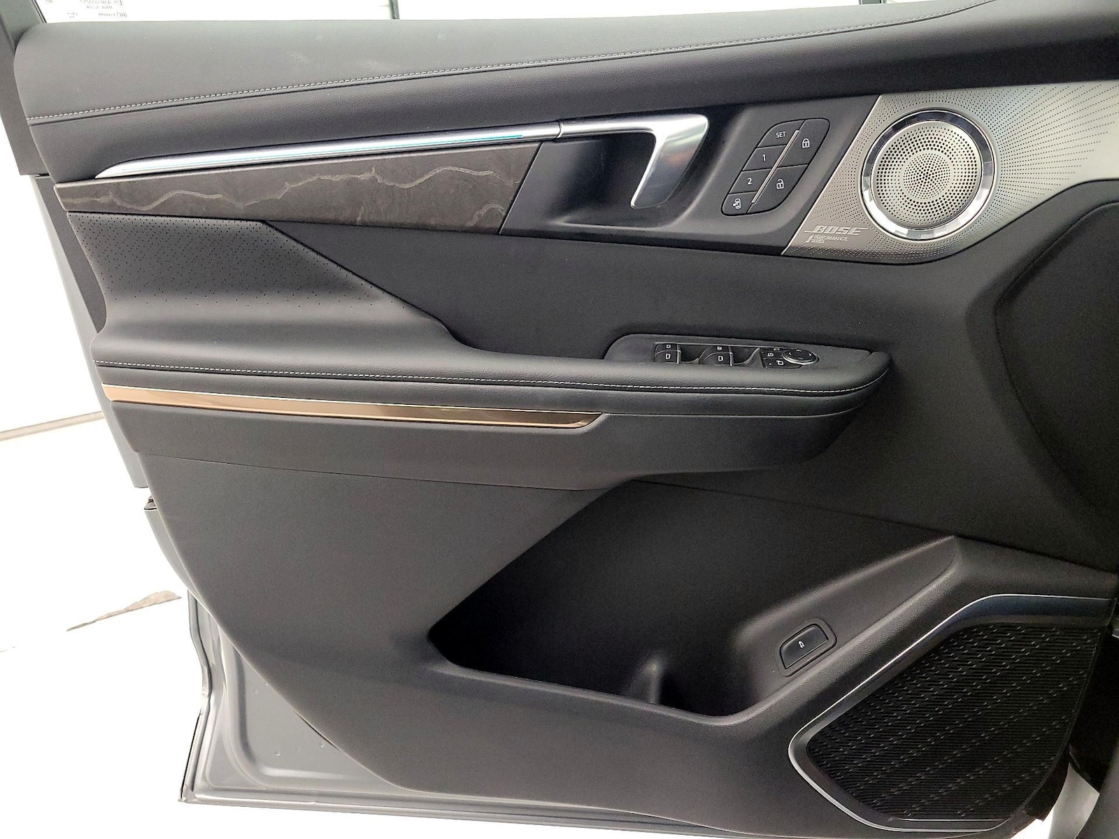2025 Buick Enclave Avenir - Photo 13