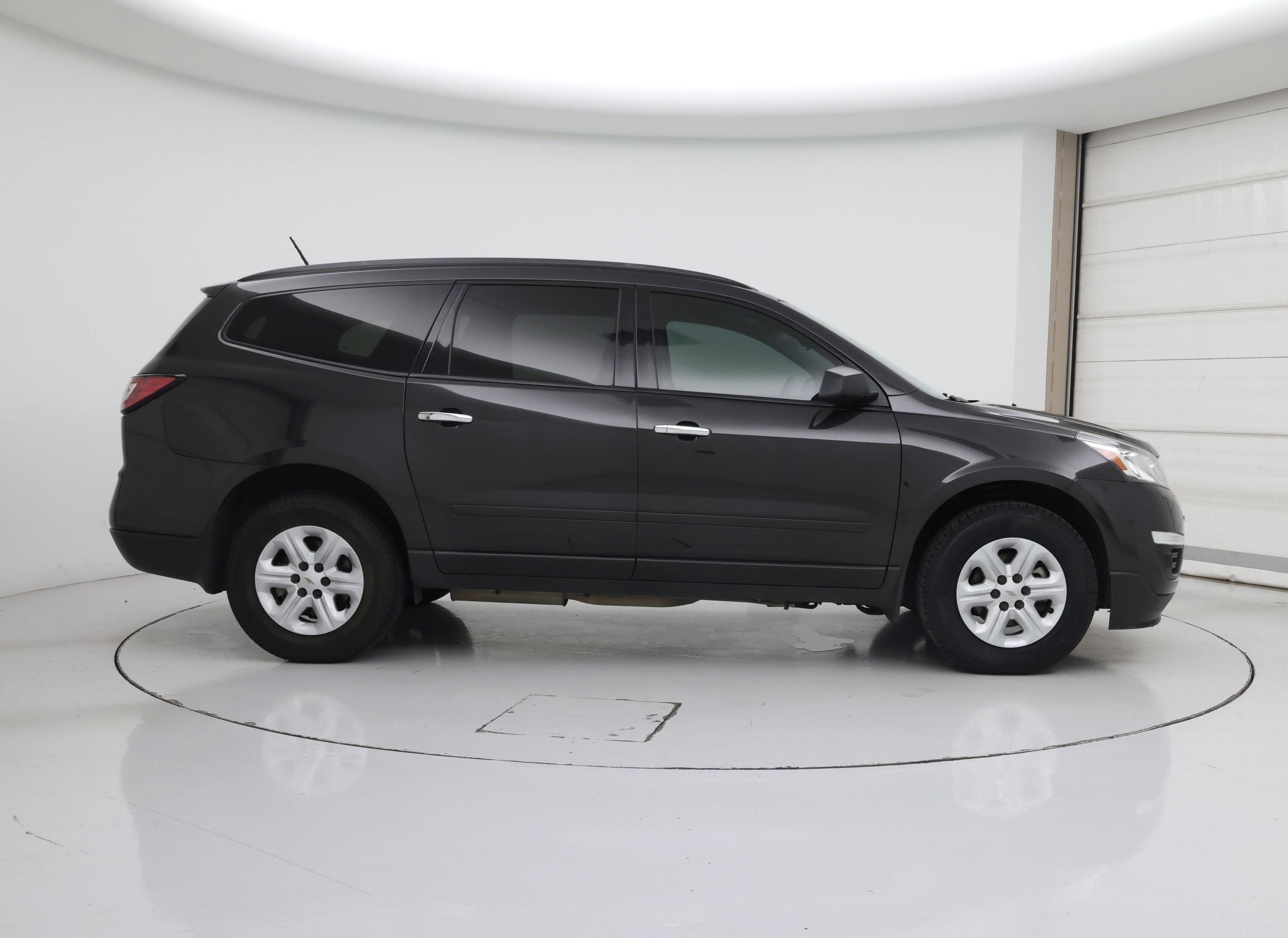 Thumbnail: 2017 Chevrolet Traverse - 7