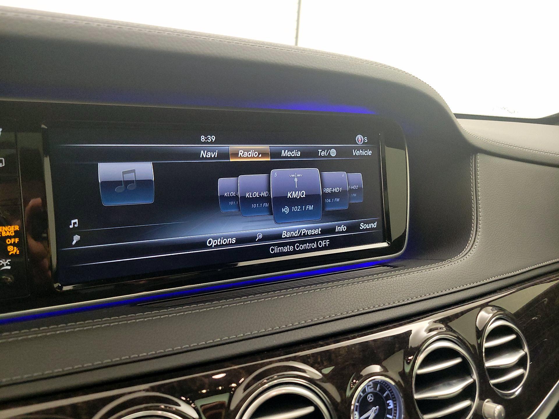 Thumbnail: 2015 Mercedes-Benz S-Class - 16