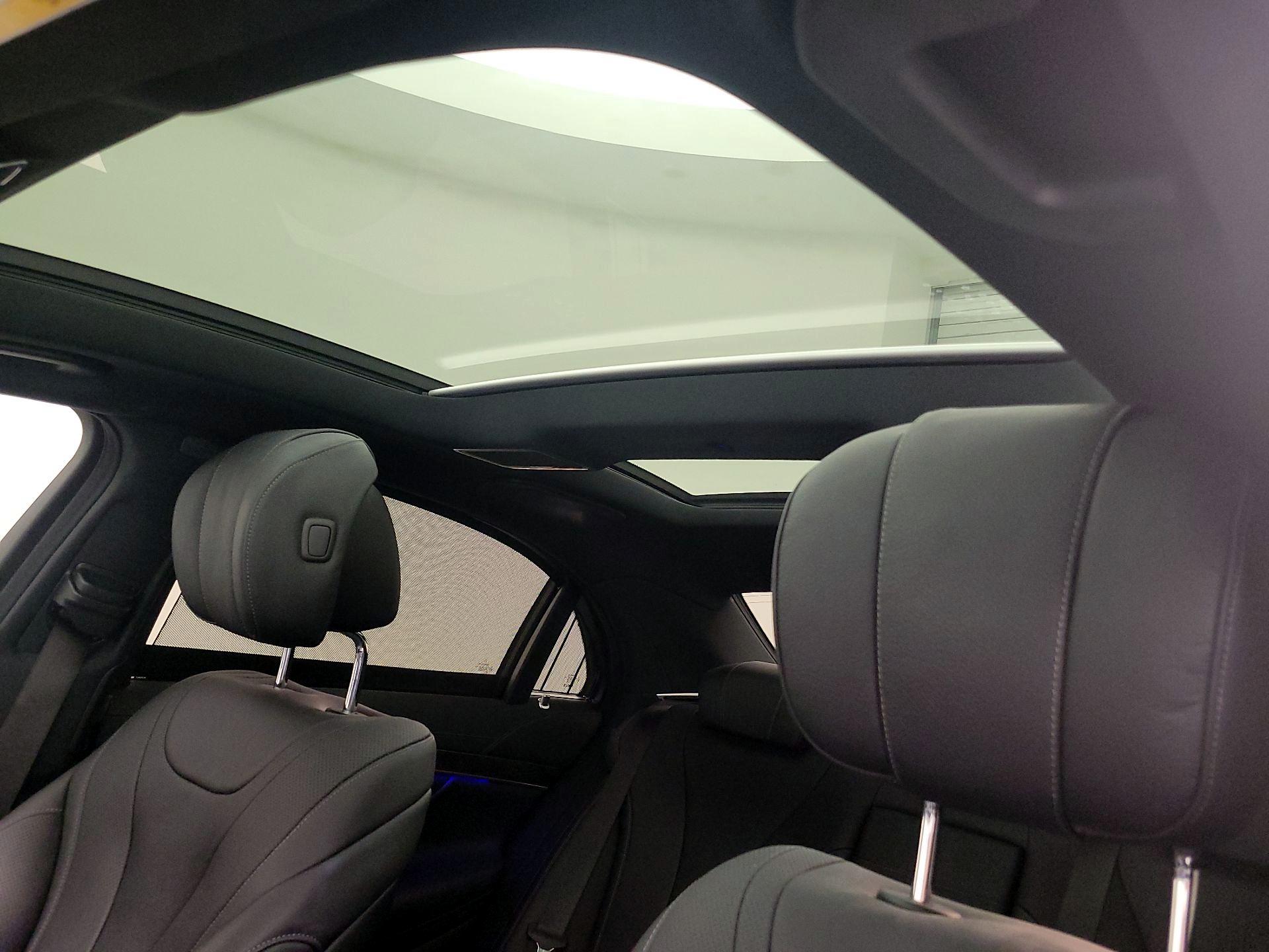 Thumbnail: 2015 Mercedes-Benz S-Class - 20