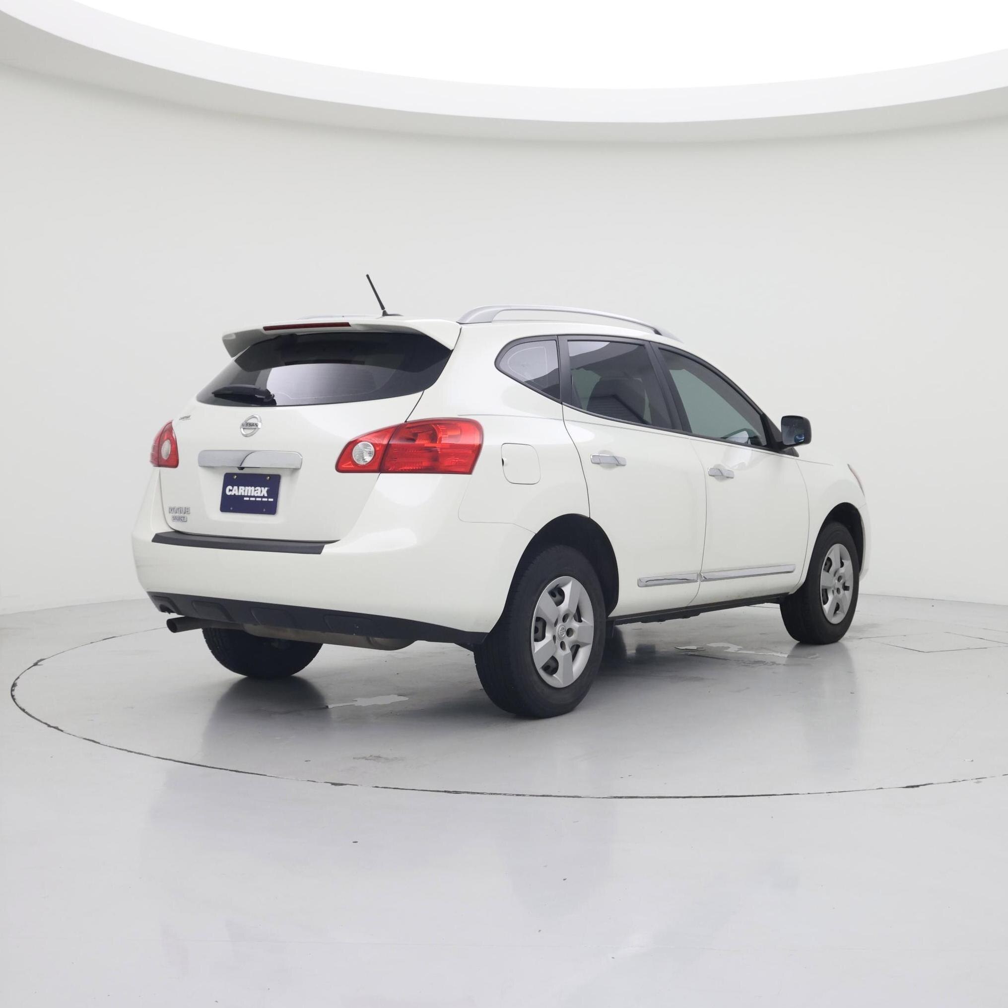 Thumbnail: 2015 Nissan Rogue - 8