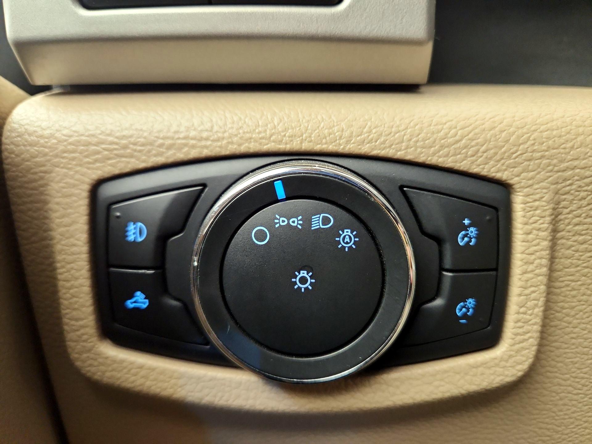Thumbnail: 2015 Ford F-150 - 11