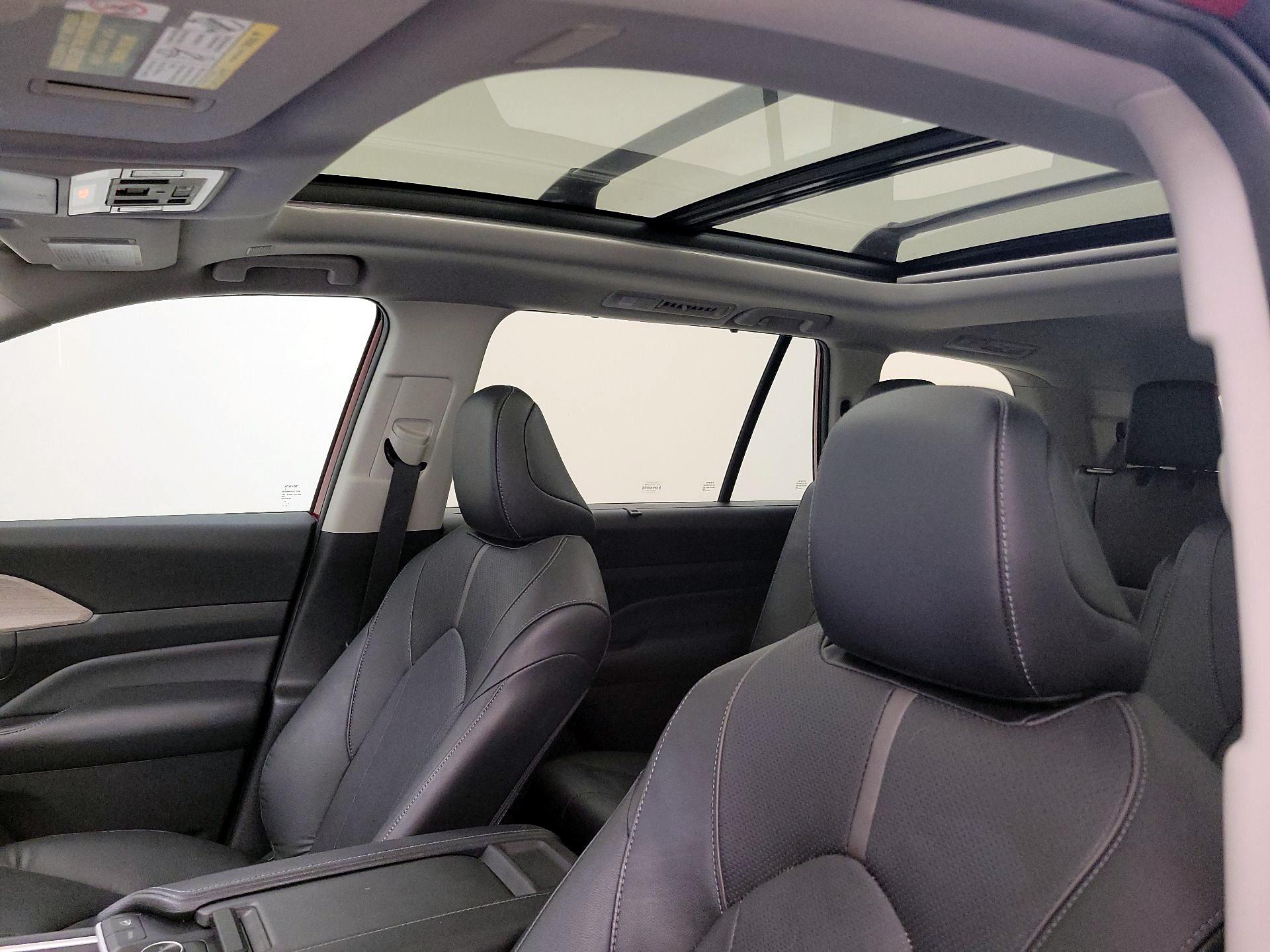 Thumbnail: 2024 Toyota Grand Highlander - 19