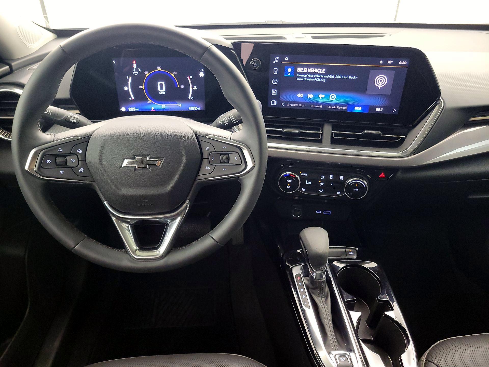 Thumbnail: 2025 Chevrolet Trax - 10