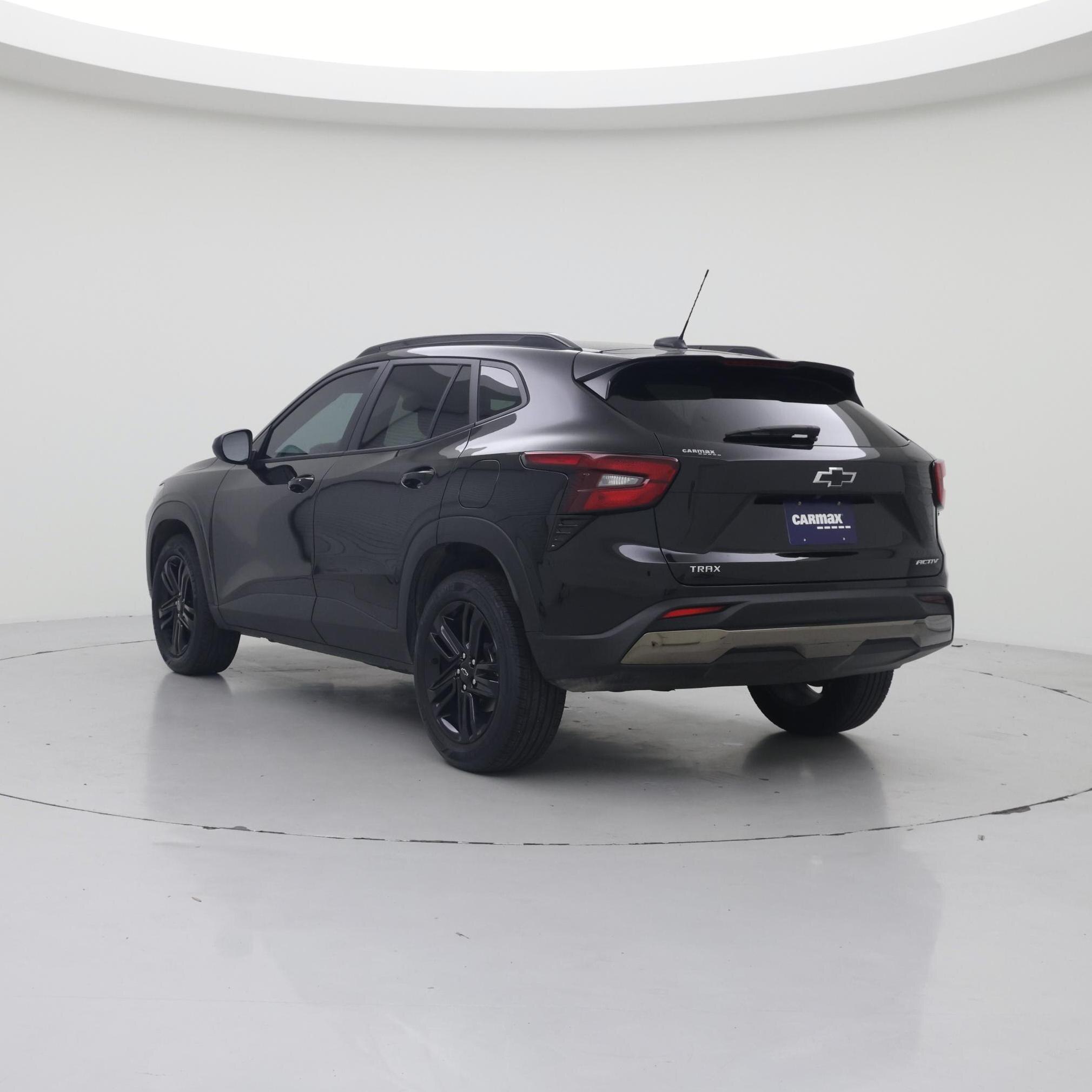 Thumbnail: 2025 Chevrolet Trax - 2