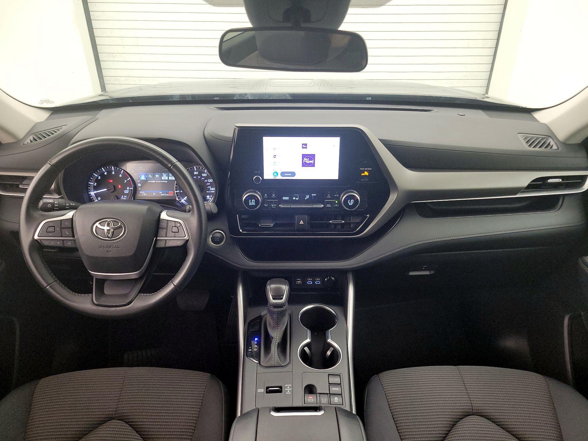 Thumbnail: 2025 Toyota Highlander - 9