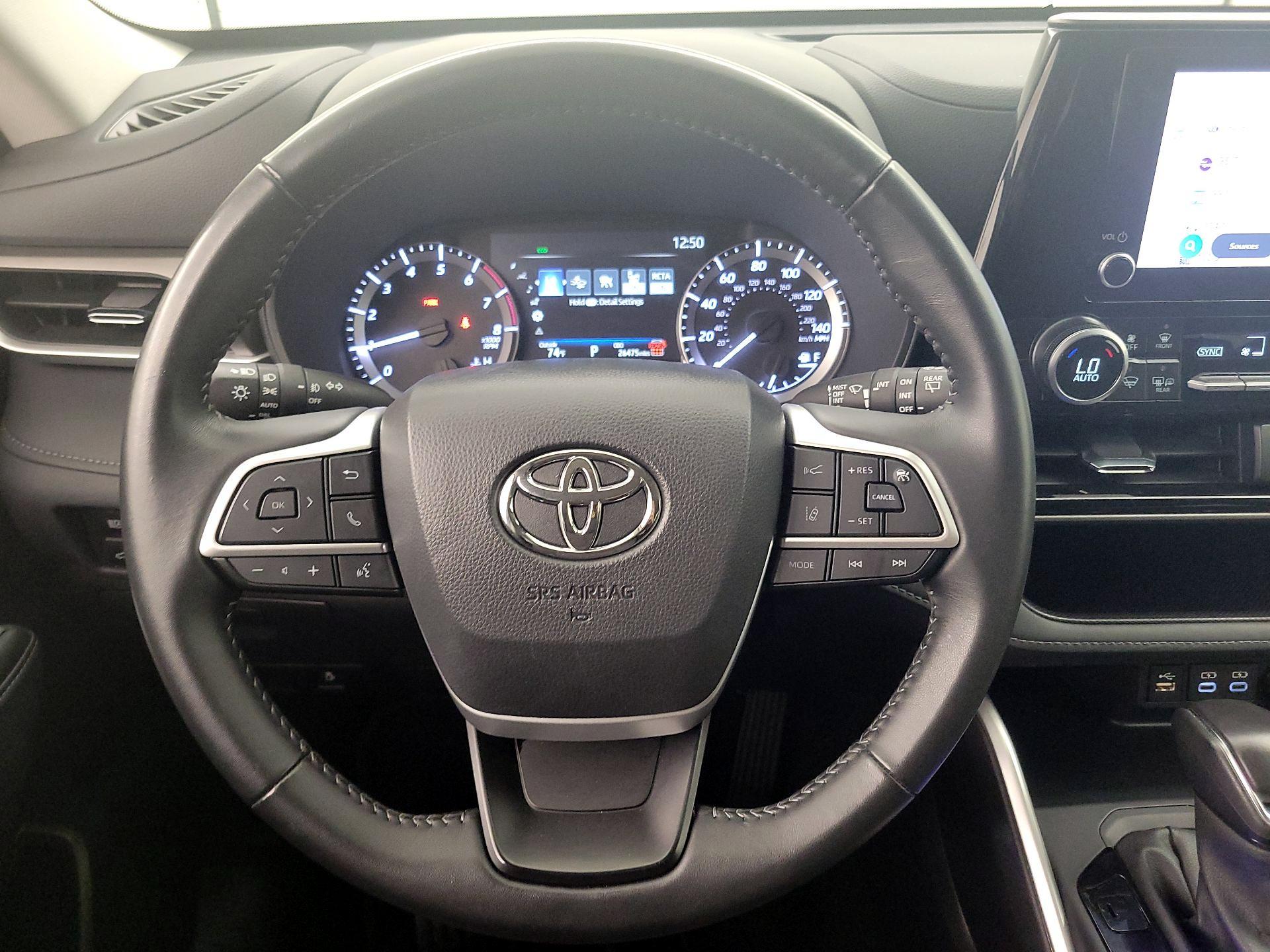 Thumbnail: 2025 Toyota Highlander - 10