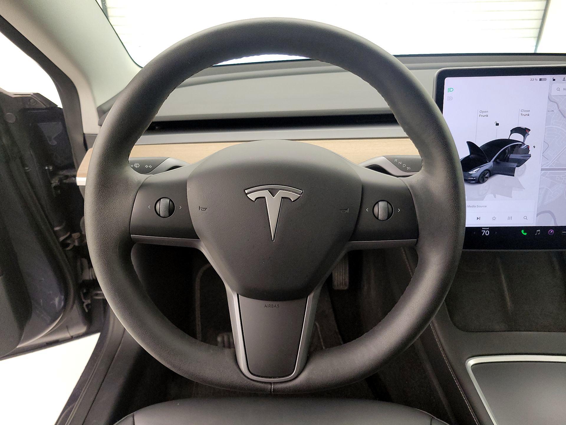 Thumbnail: 2022 Tesla Model 3 - 10