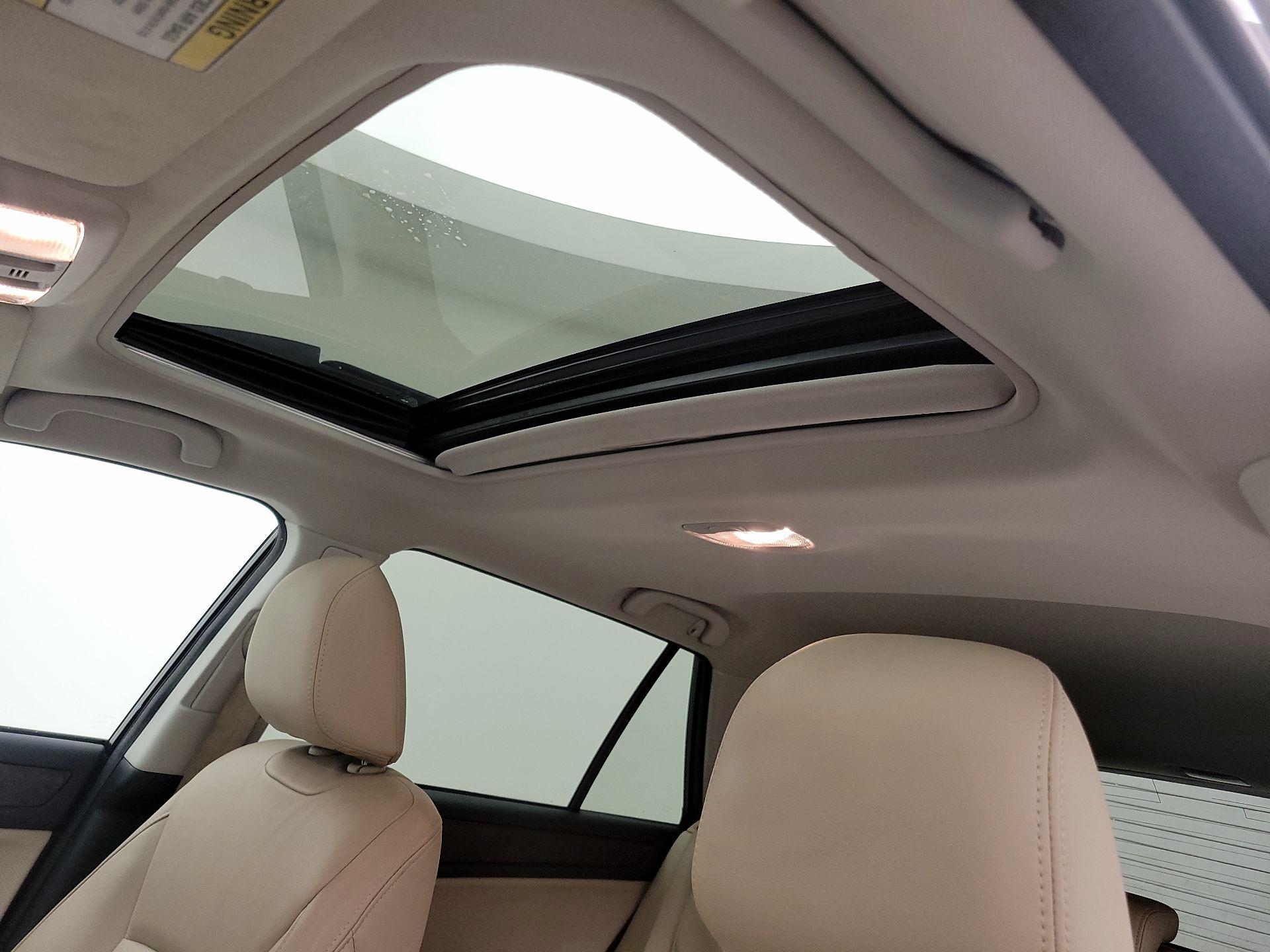 Thumbnail: 2016 Subaru Outback - 20