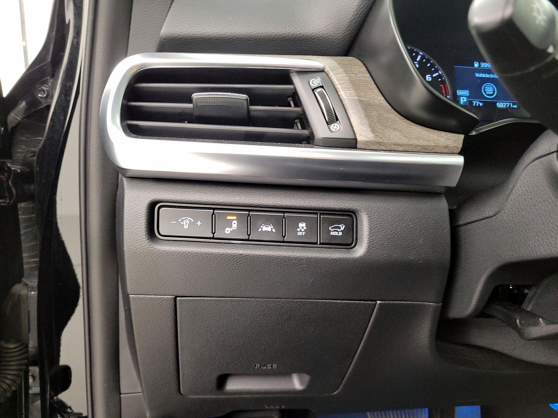 Thumbnail: 2020 Kia Telluride - 13