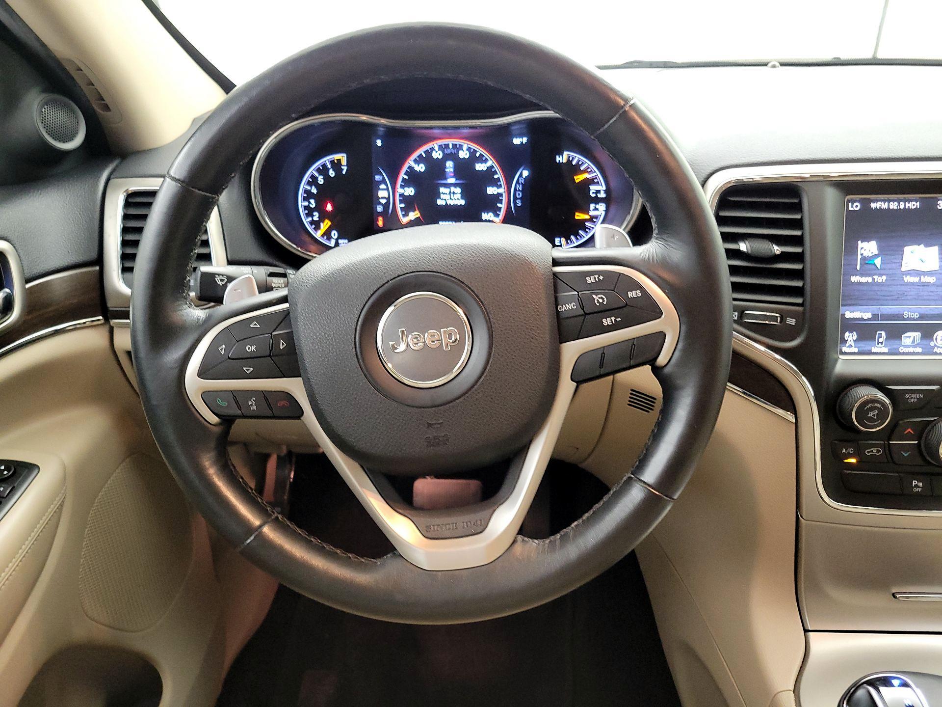 Thumbnail: 2015 Jeep Grand Cherokee - 10