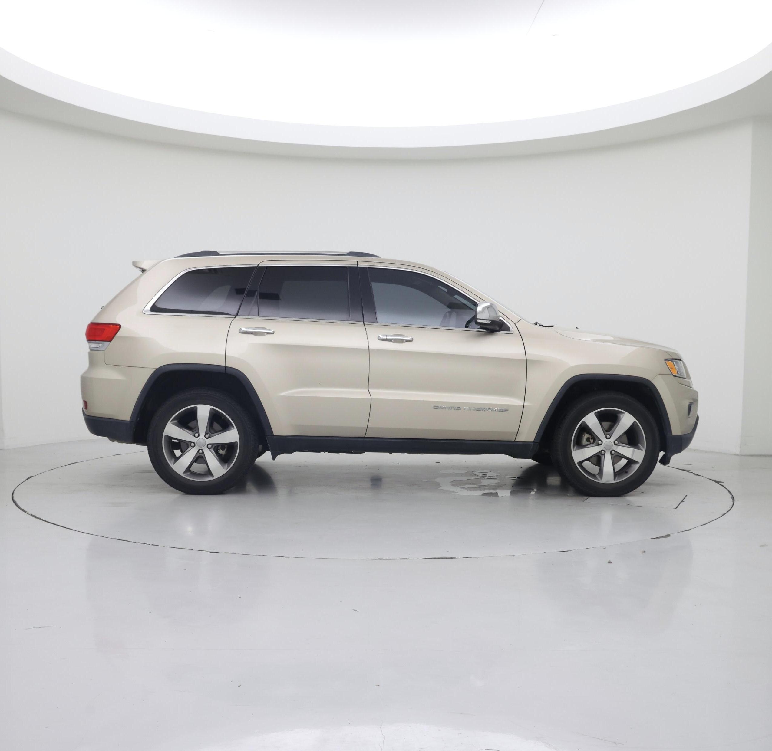 Thumbnail: 2015 Jeep Grand Cherokee - 7