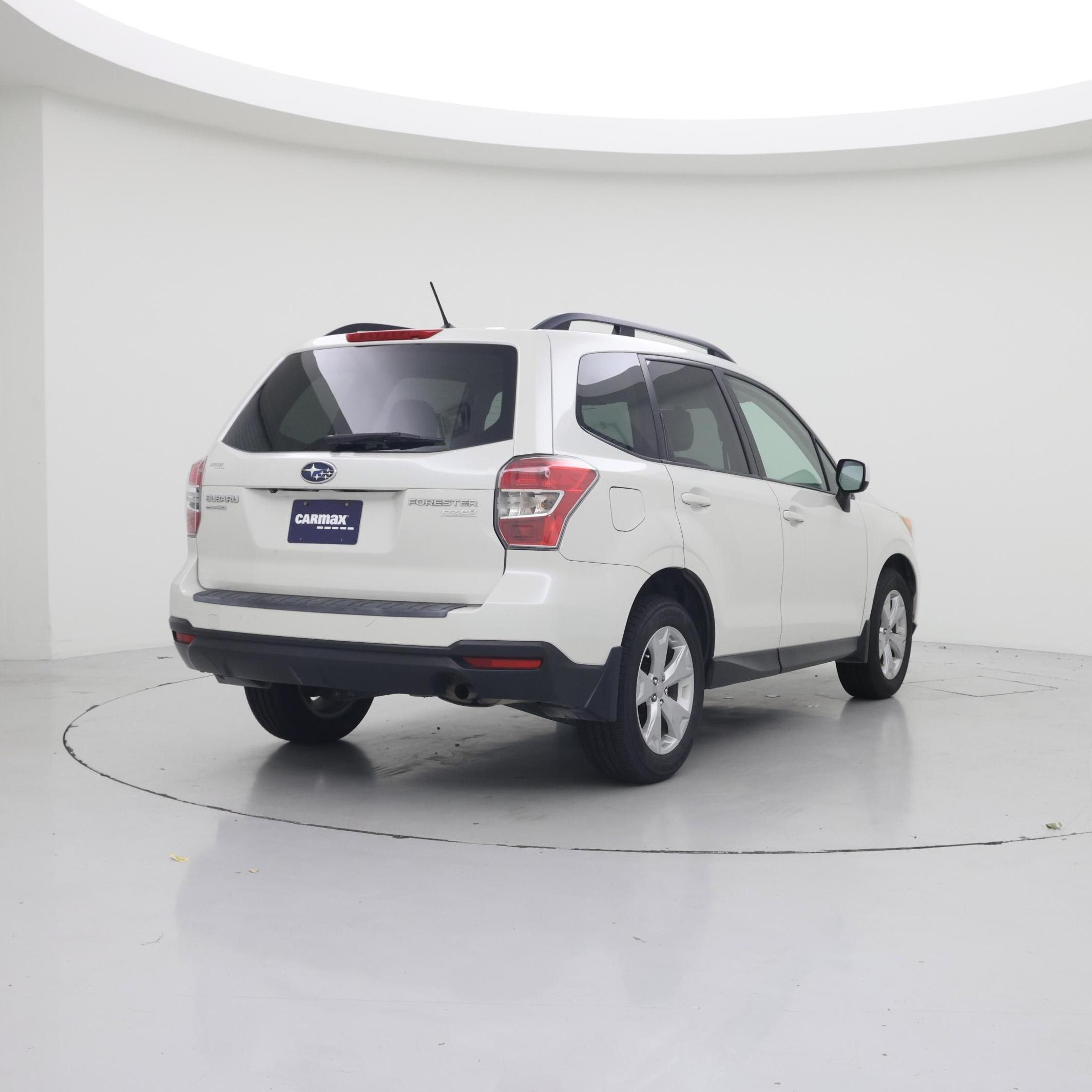 Thumbnail: 2015 Subaru Forester - 8