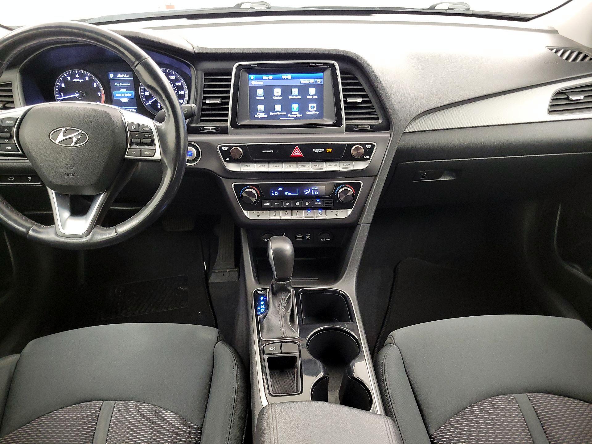 Thumbnail: 2019 Hyundai Sonata - 9