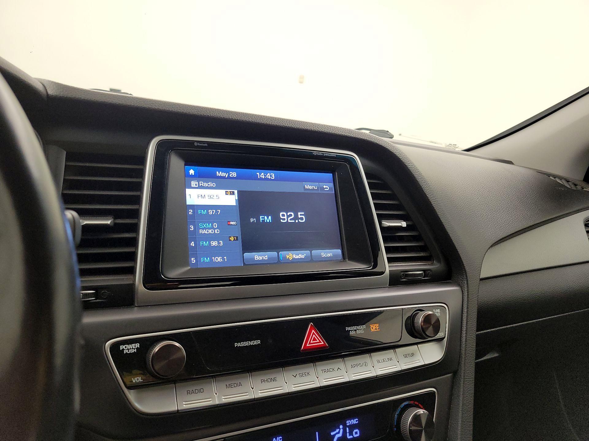 Thumbnail: 2019 Hyundai Sonata - 15
