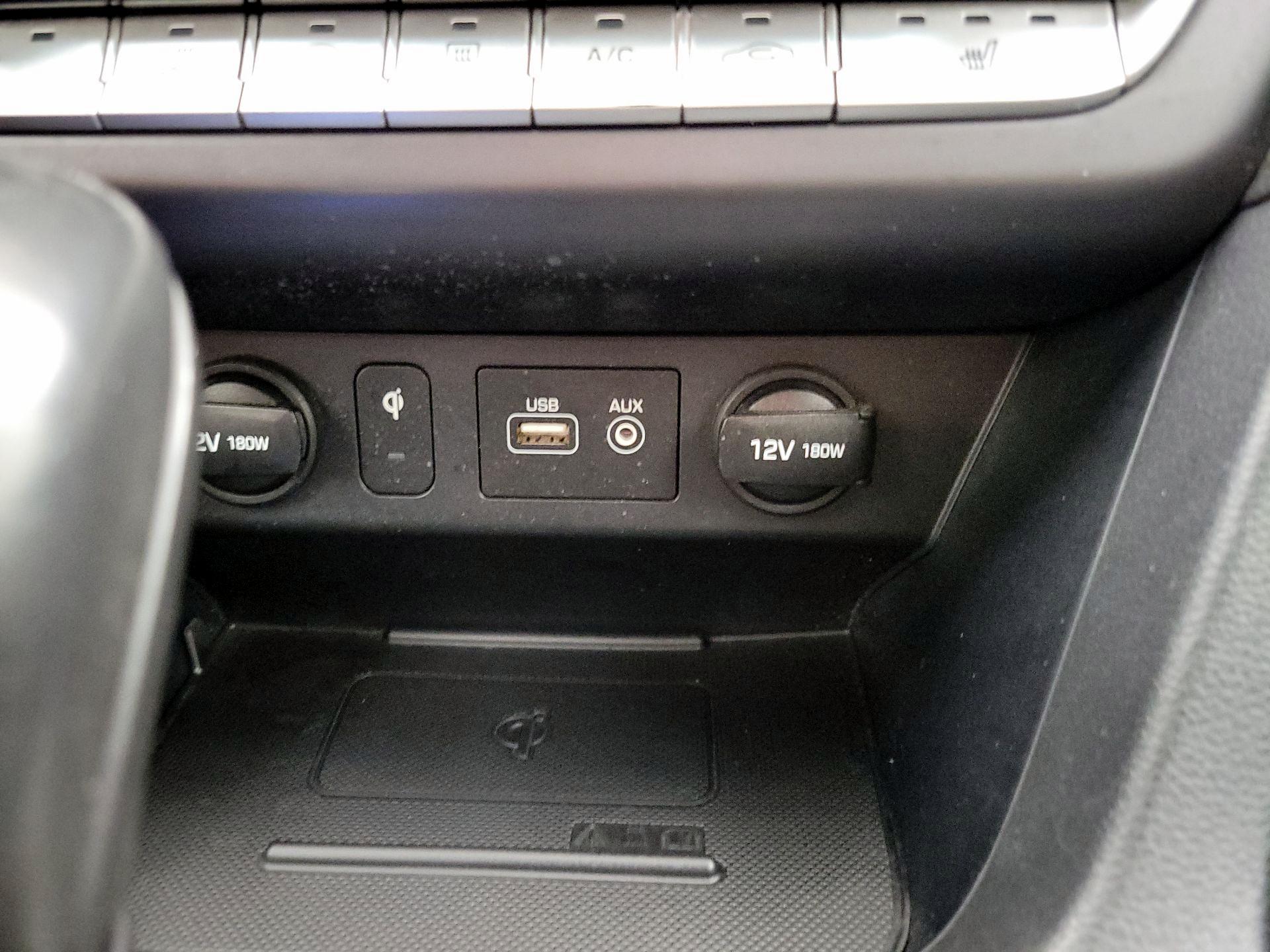 Thumbnail: 2019 Hyundai Sonata - 18