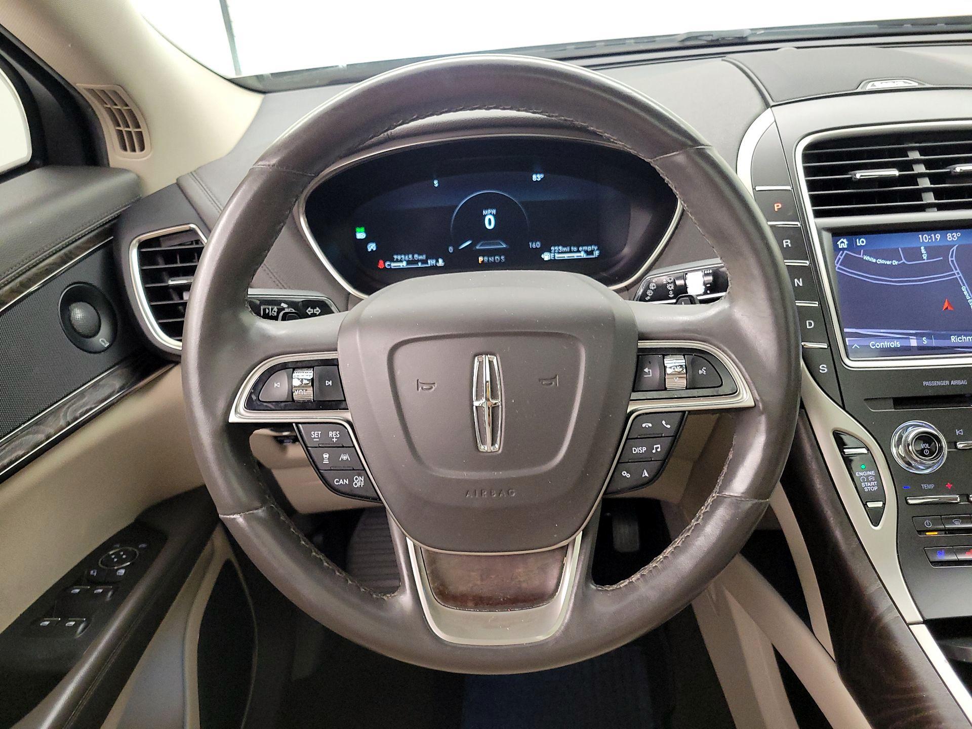 Thumbnail: 2020 Lincoln Nautilus - 10