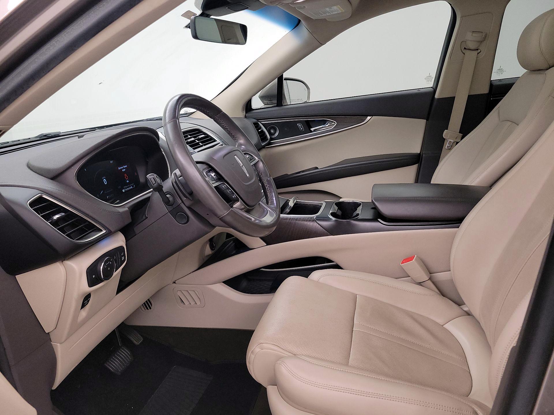 Thumbnail: 2020 Lincoln Nautilus - 11
