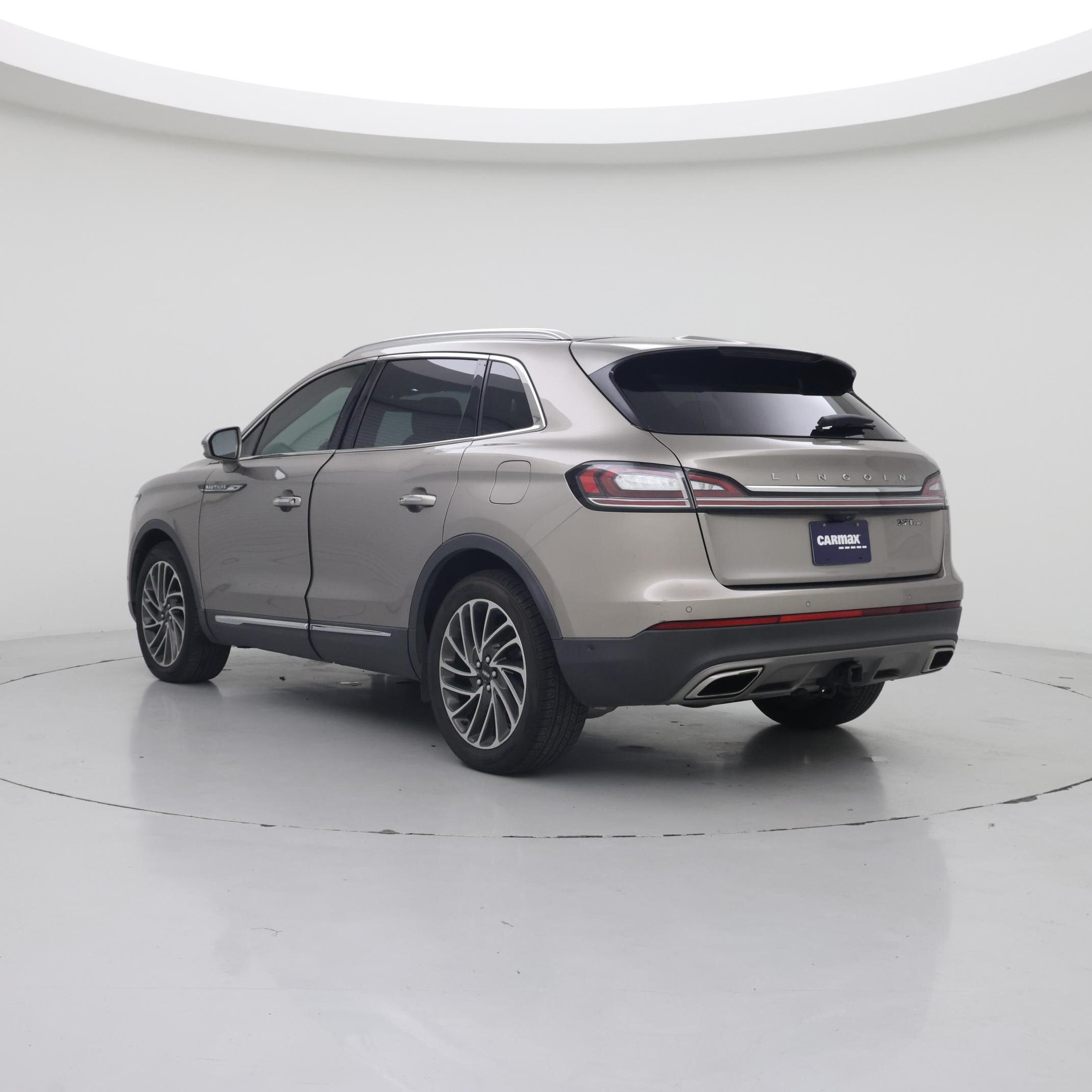 Thumbnail: 2020 Lincoln Nautilus - 2