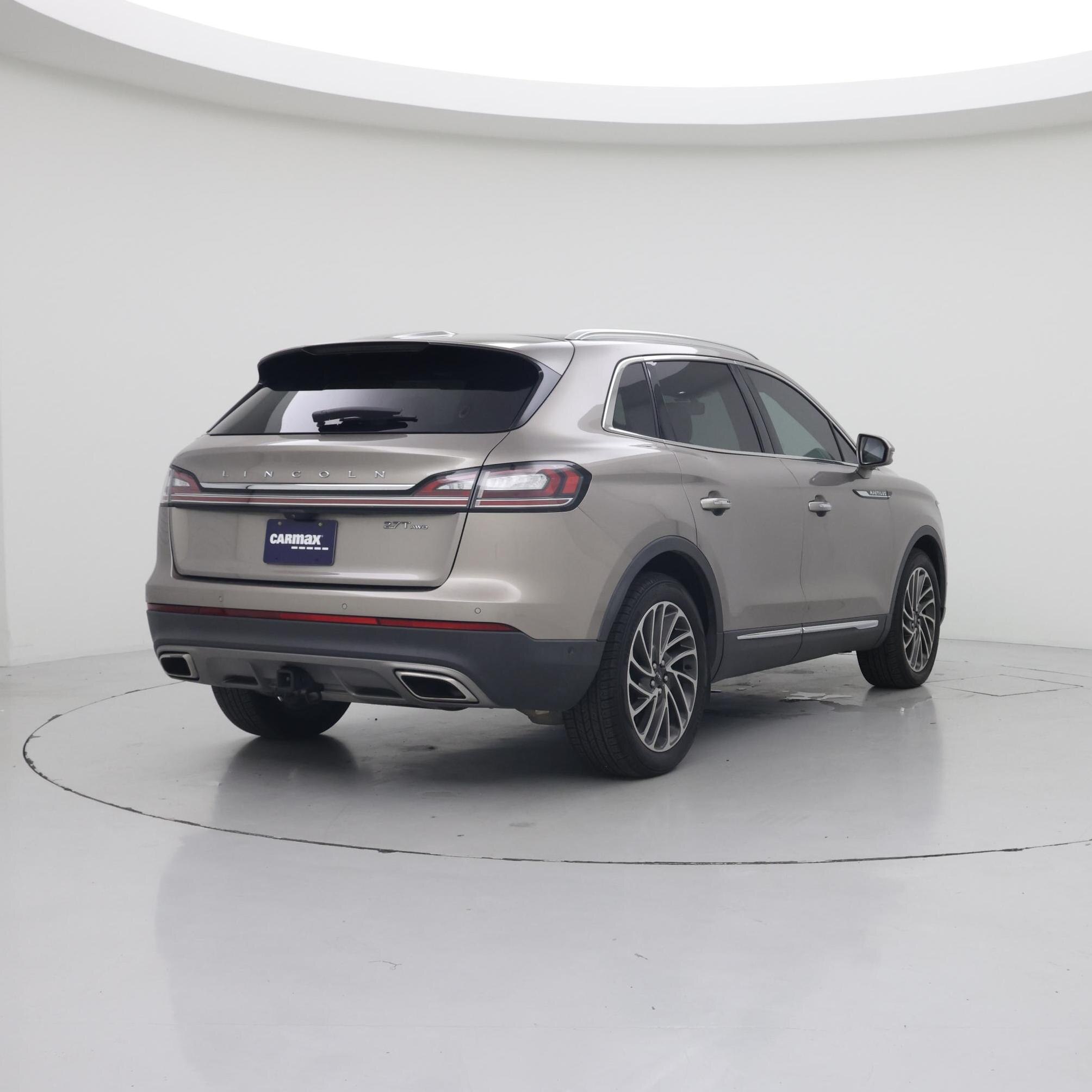 Thumbnail: 2020 Lincoln Nautilus - 8