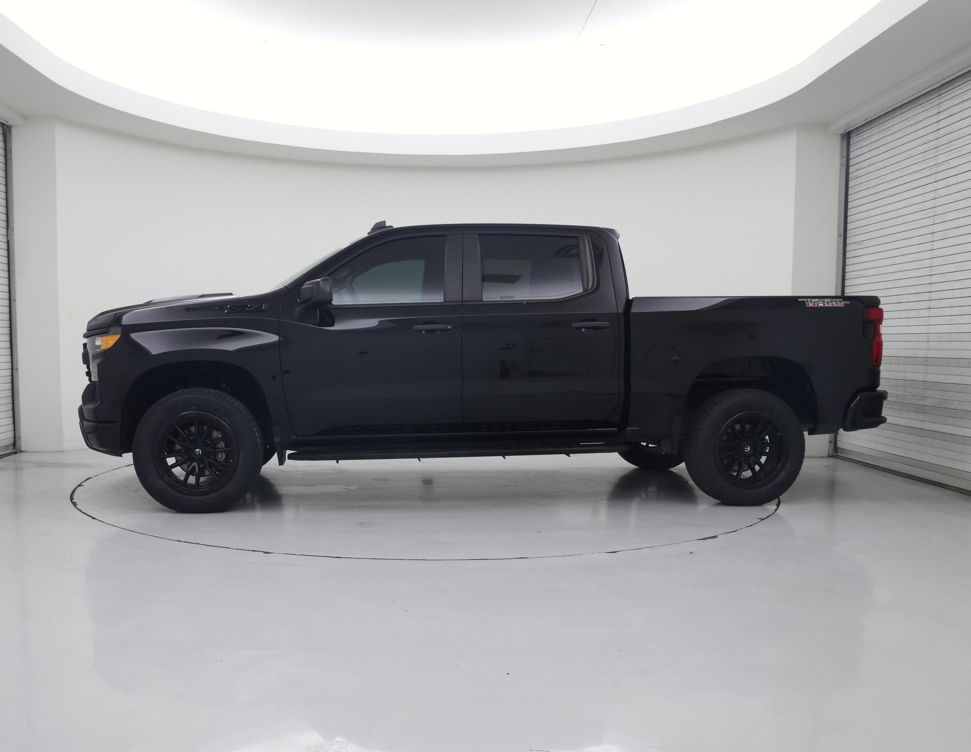Thumbnail: 2024 Chevrolet Silverado 1500 - 3