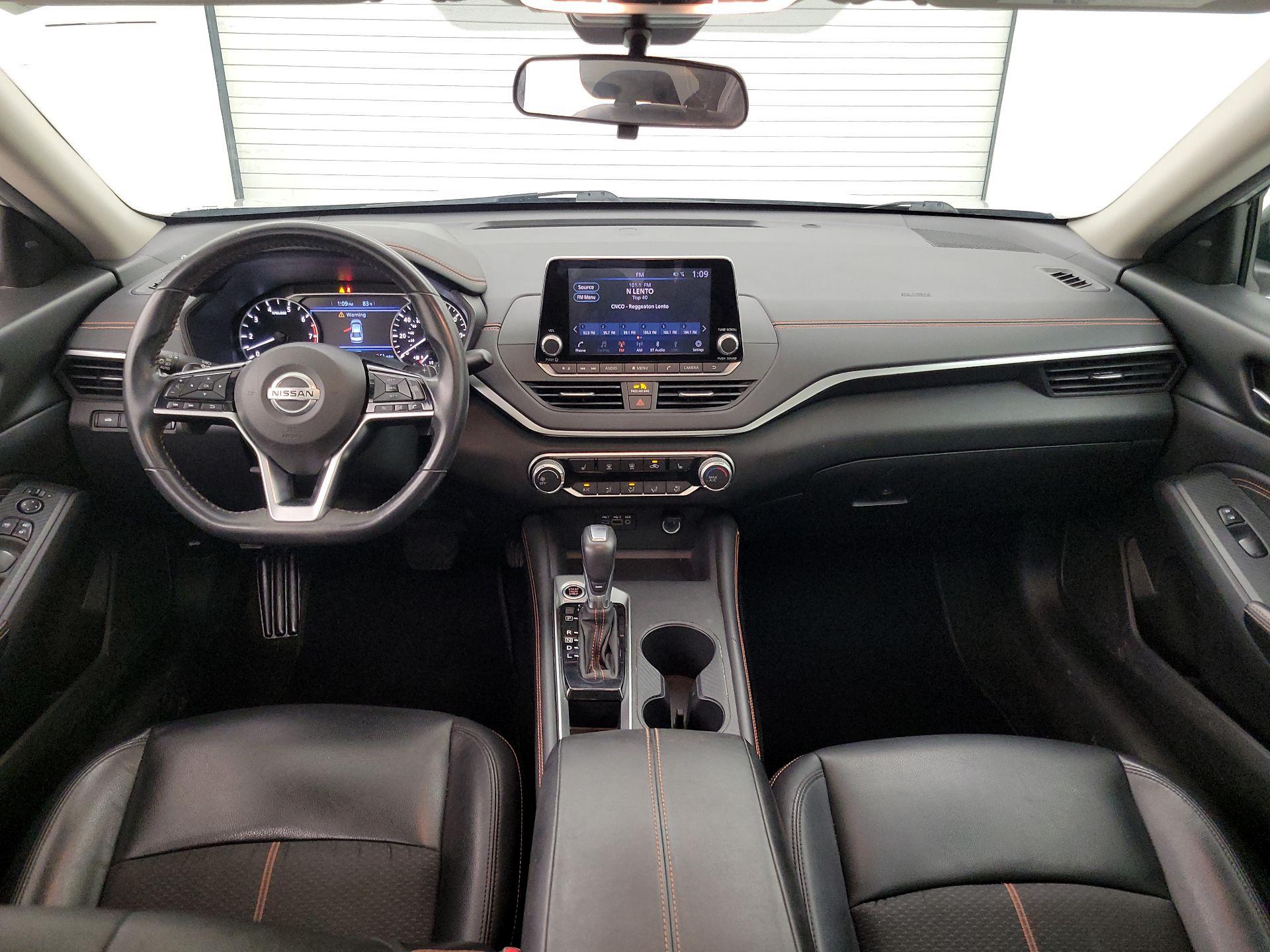 Thumbnail: 2020 Nissan Altima - 9