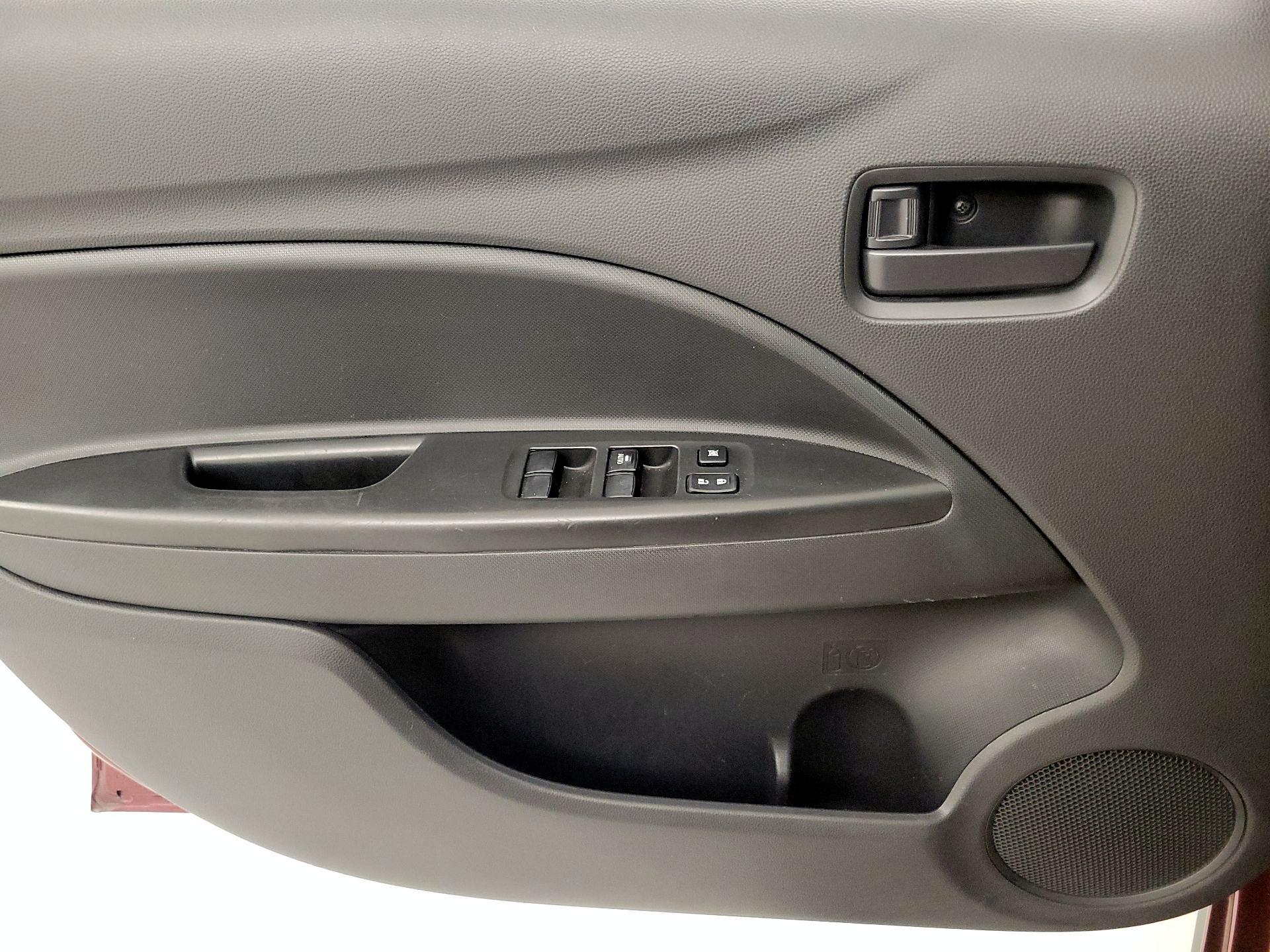 Thumbnail: 2022 Mitsubishi Mirage G4 - 12