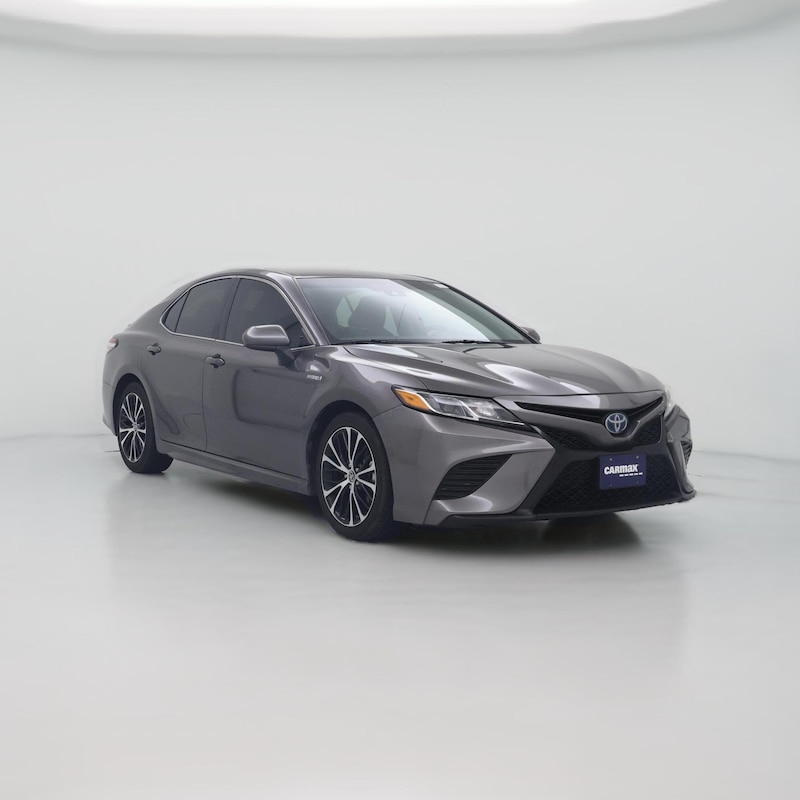 2020 Toyota Camry Hybrid SE