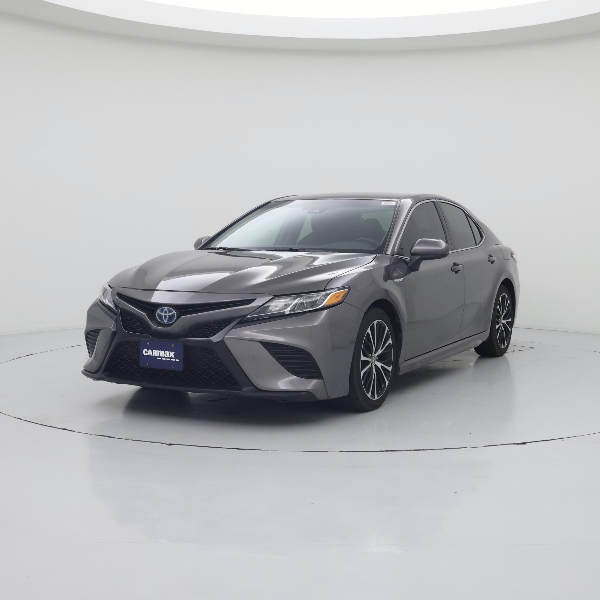 Thumbnail: 2020 Toyota Camry - 4