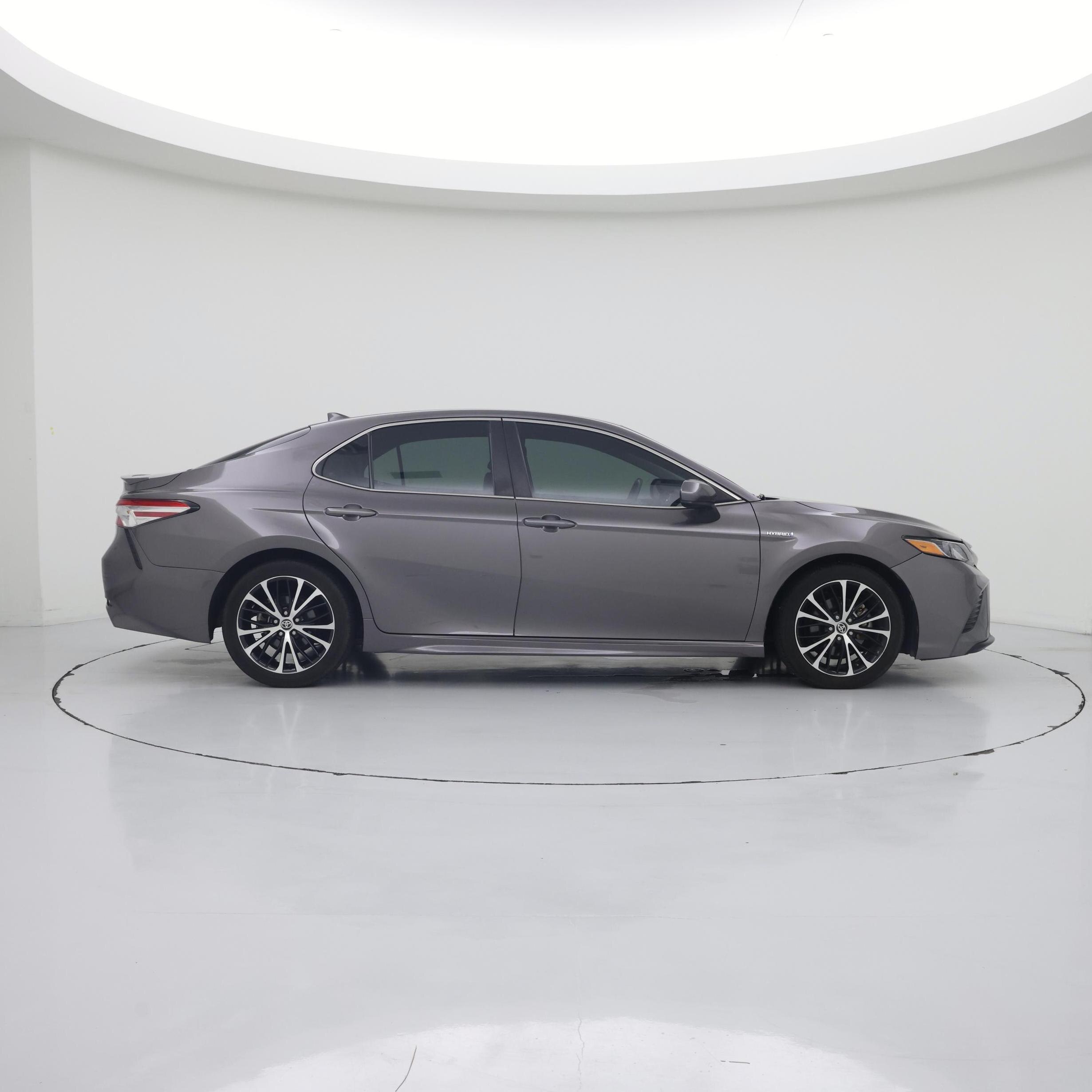 Thumbnail: 2020 Toyota Camry - 7