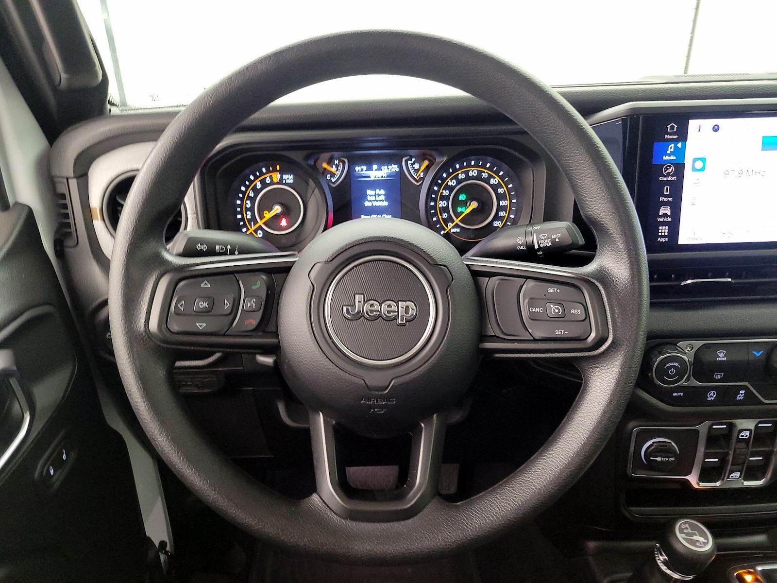 2026 Jeep Gladiator Sport - Photo 11